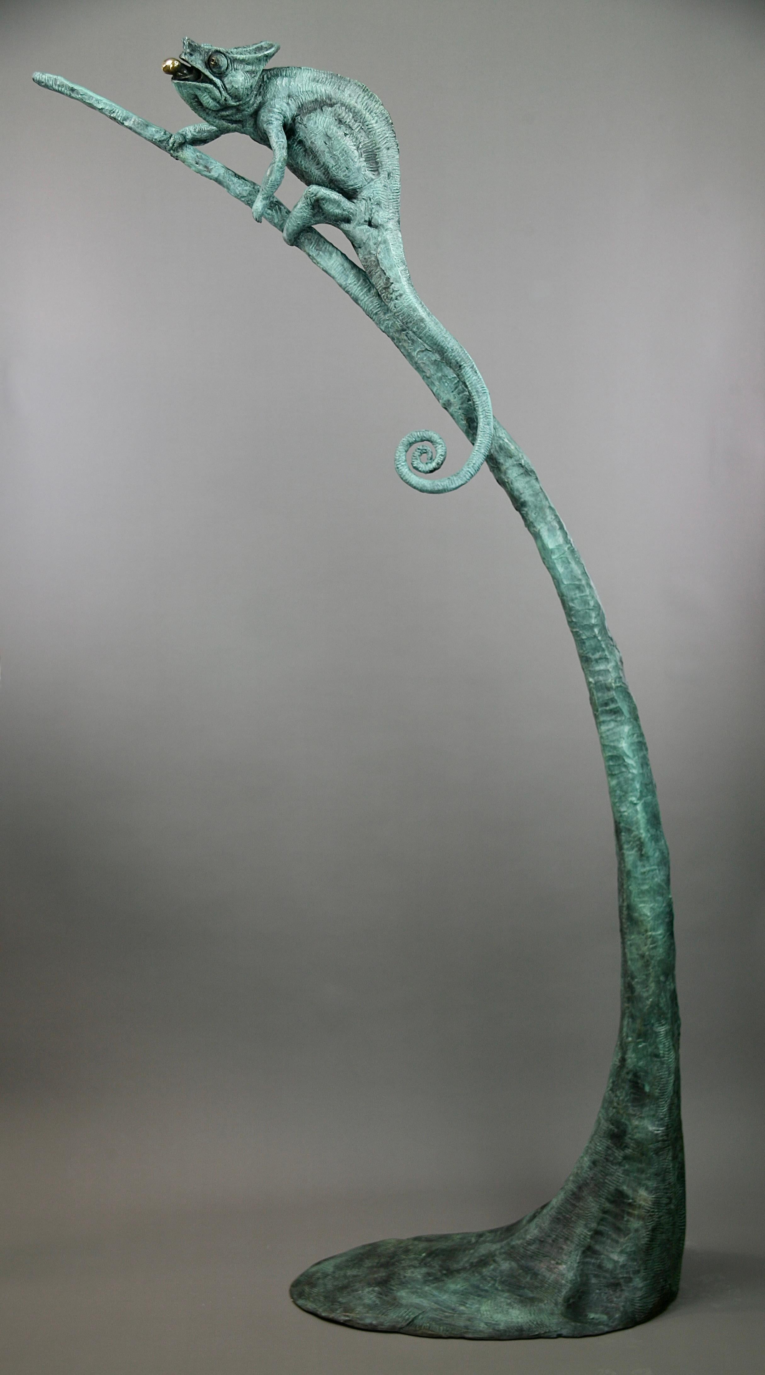 Cameleon -Original moderne Tierplastik aus Bronze - Contemporary Art – Sculpture von Andrzej Szymczyk
