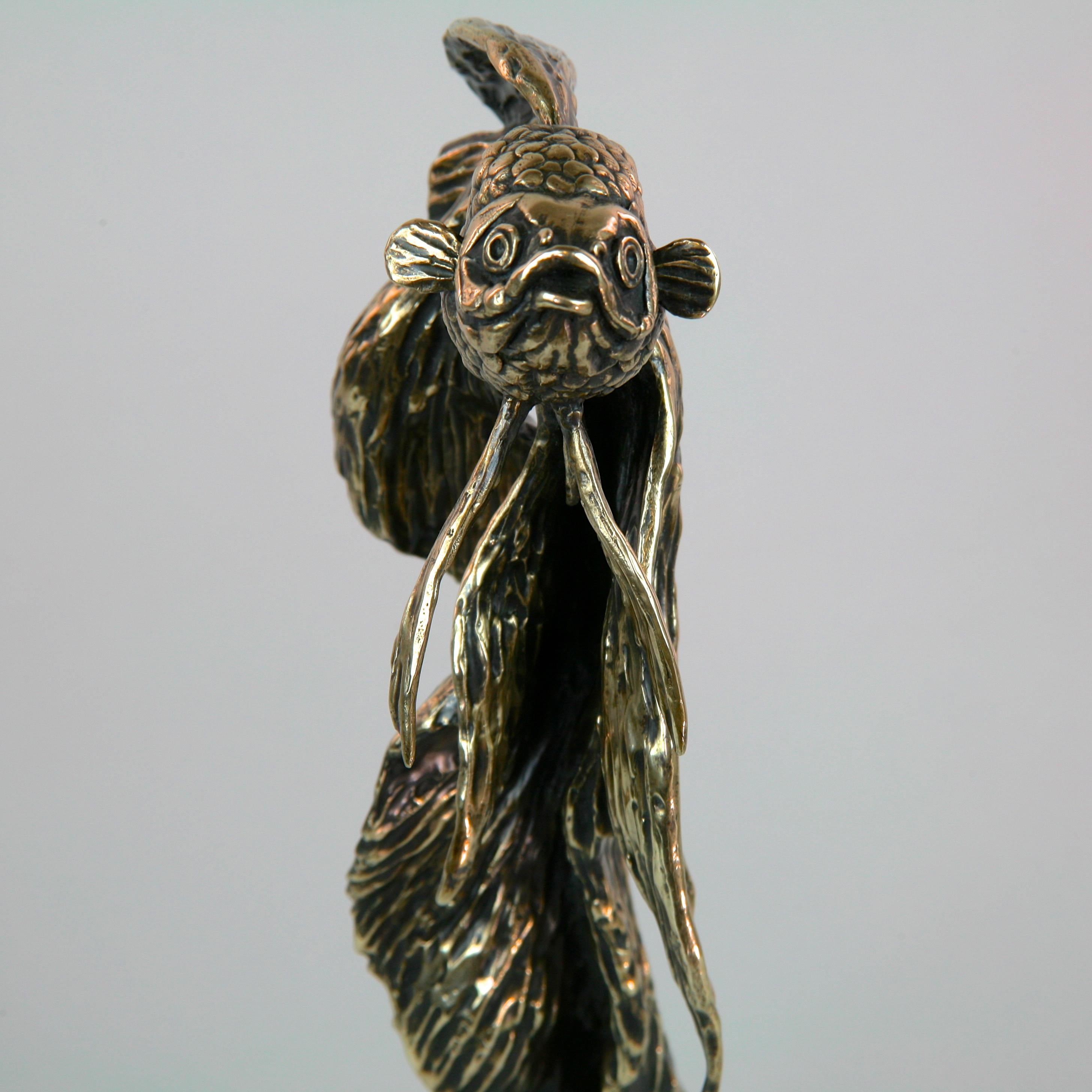 Goldfish II-original bronze wildlife marine sculpture-Artwork-contemporary Art For Sale 1
