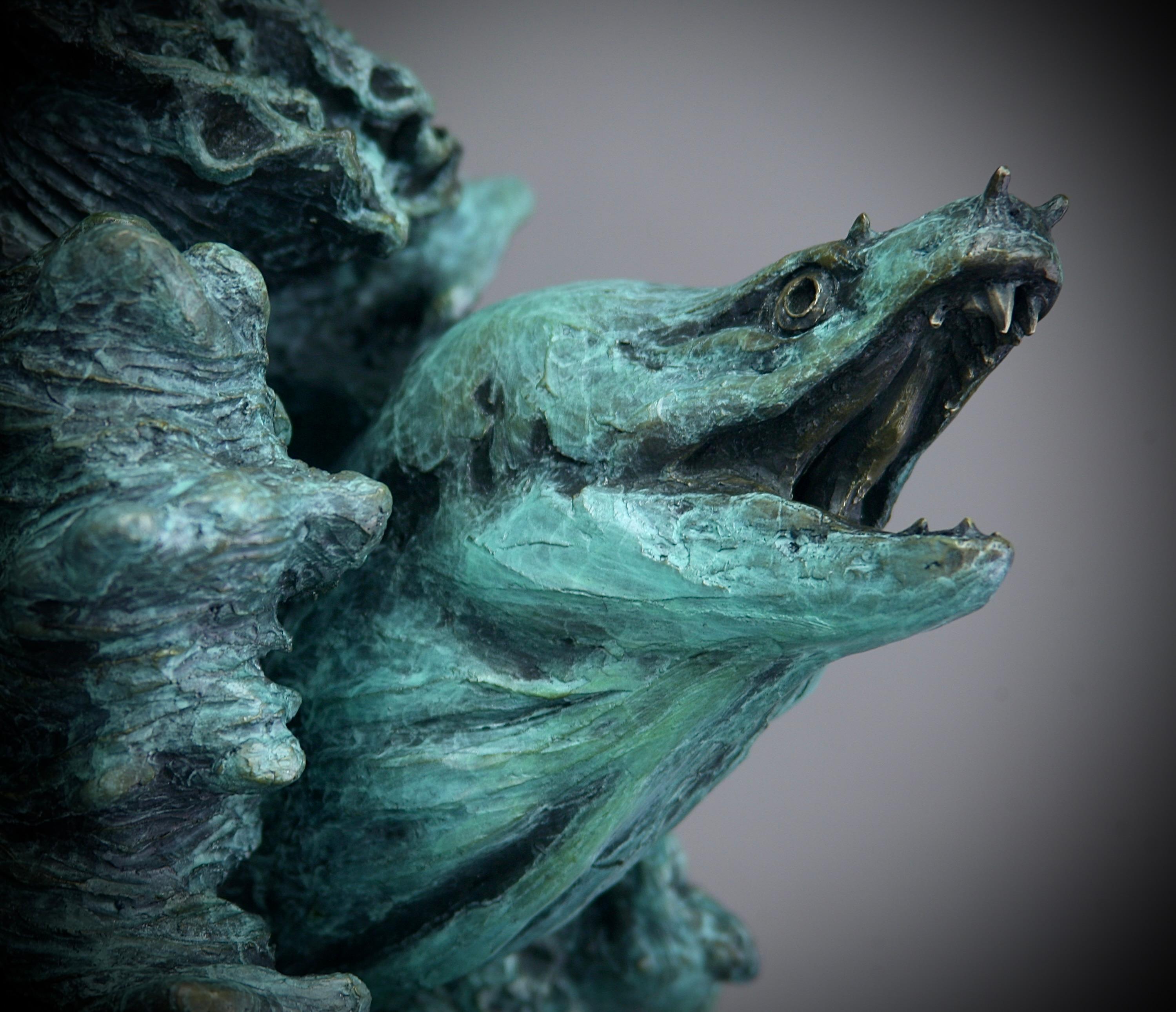 Murene -original modern bronze wildlife marine sculpture - contemporary Art - Sculpture by Andrzej Szymczyk