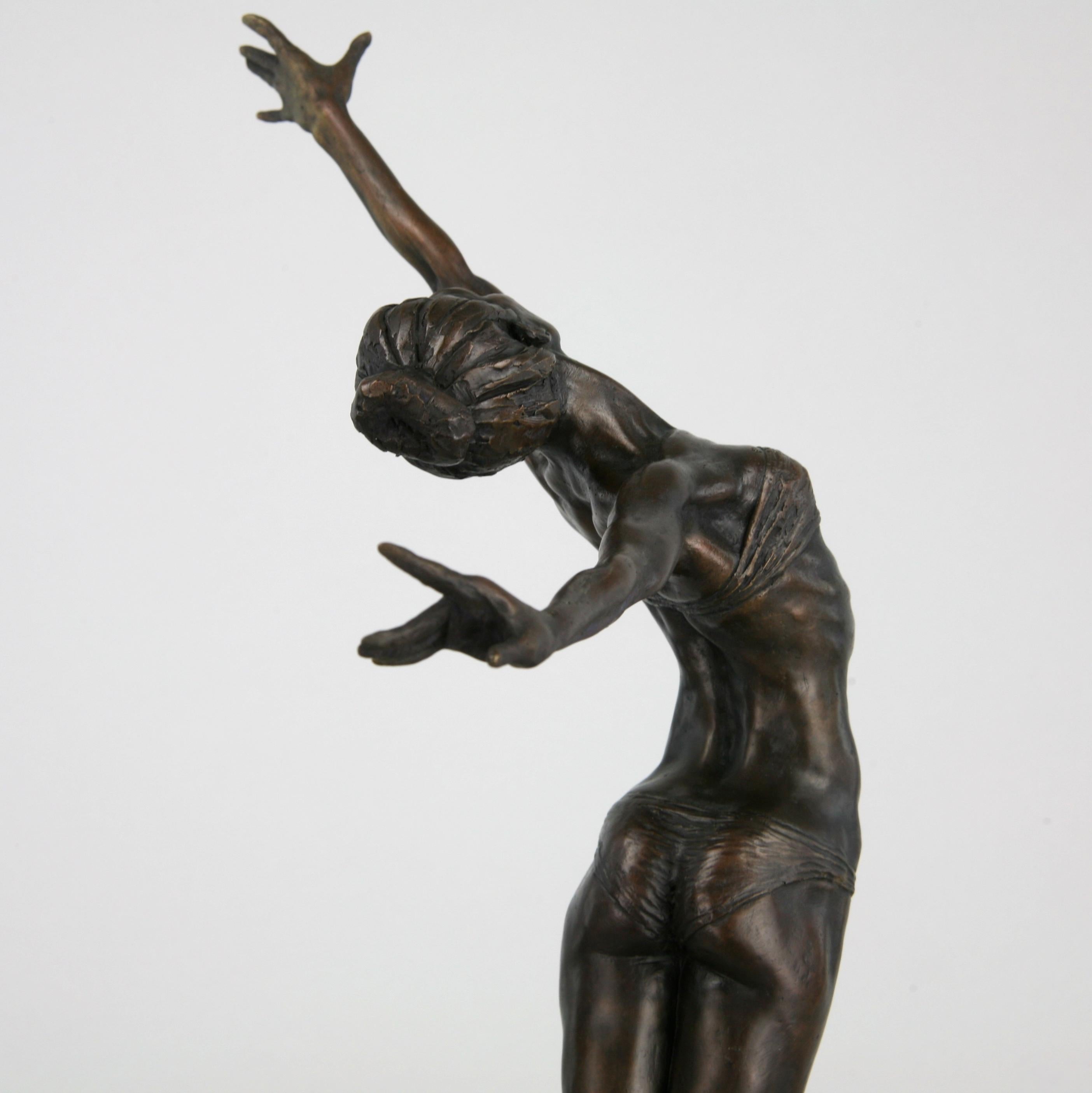 Pole Dancer-escultura figurativa original desnuda de bronce-obra de arte-arte contemporáneo en venta 5