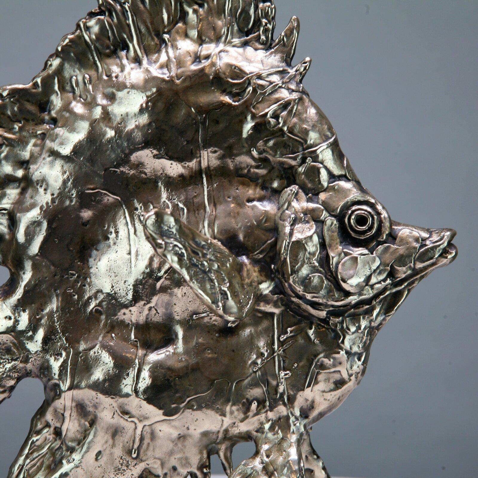 Poisson Sea Angel-sculpture originale en bronze sur la faune et la flore-œuvre d'art-art contemporain - Or Figurative Sculpture par Andrzej Szymczyk