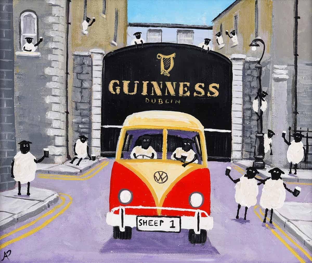 Moutons dans une cabine de Camper Van VW à écran fendu à l'usine Guinness en Irlande - Painting de Andy Pat