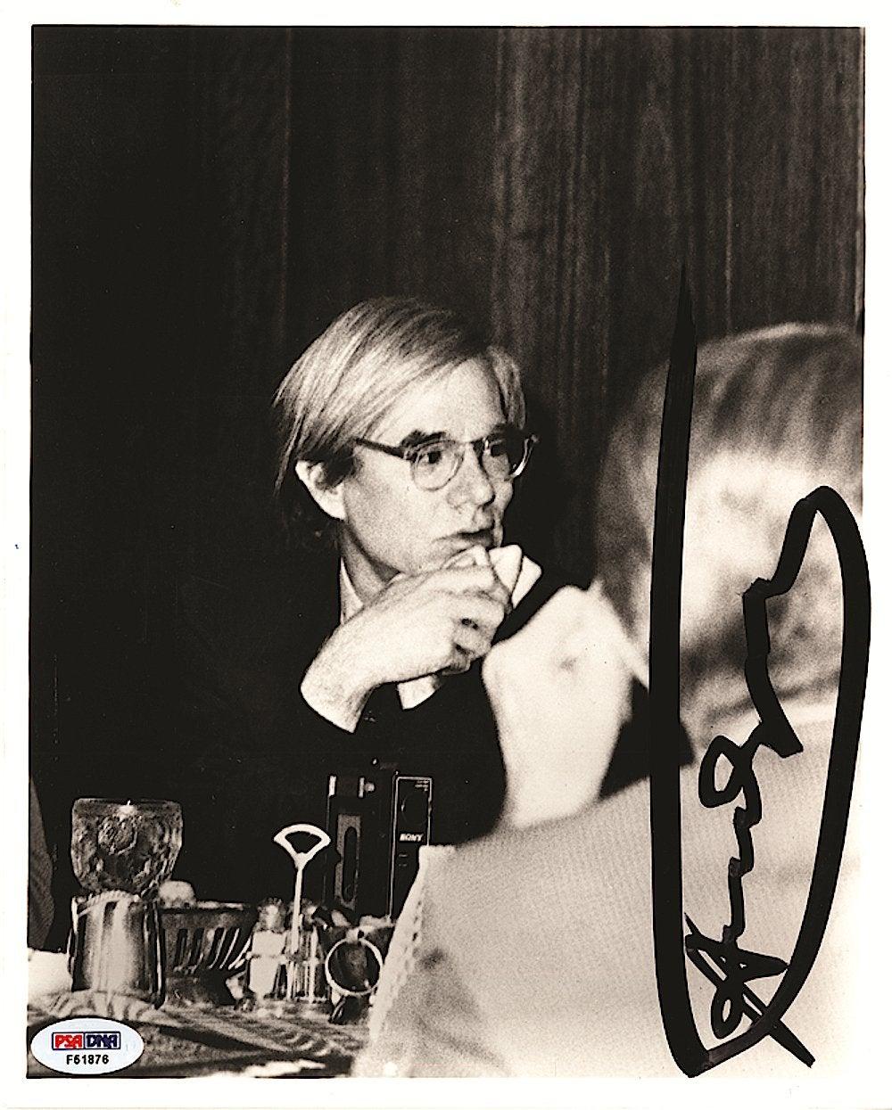 A signed black and white photograph of the iconic Pop artist Andy Warhol
Andy Warhol was one of the most important artists of the 20th century.

As one of the founding members of the Pop Art movement, he was a central figure in a scene which