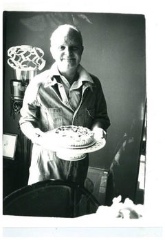 Retro Truman Capote (with the birthday cake "he made")