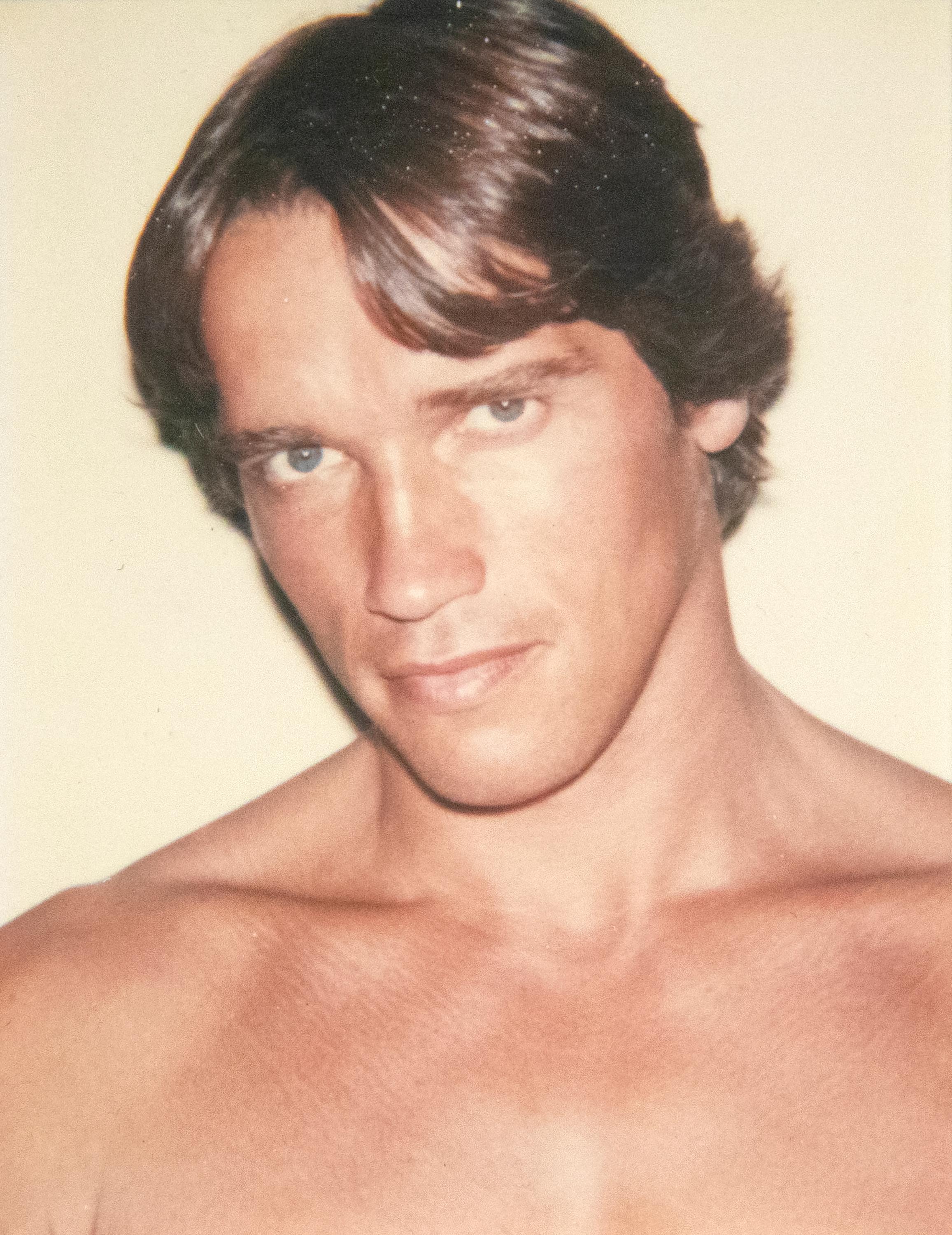 Andy Warhol Color Photograph – Arnold Schwarzenegger