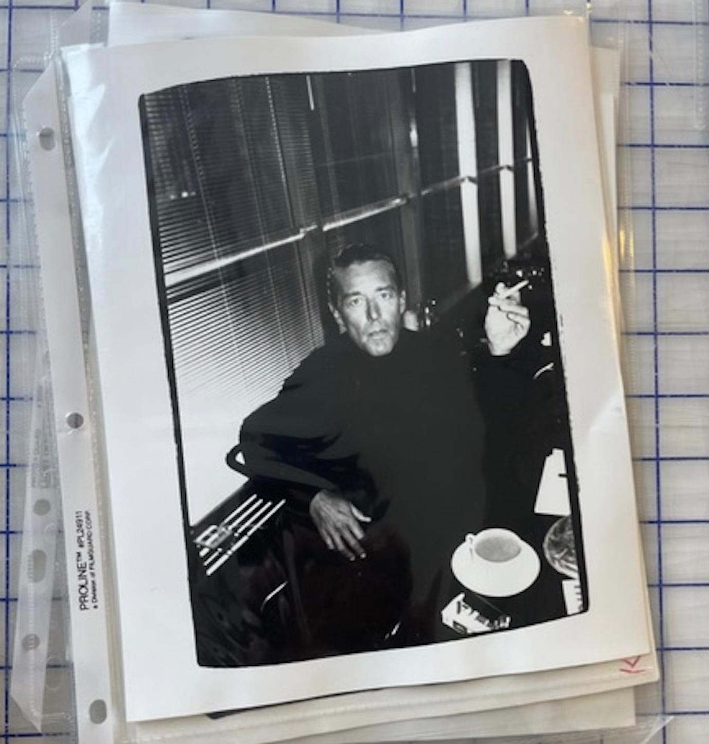 Halston – Photograph von Andy Warhol