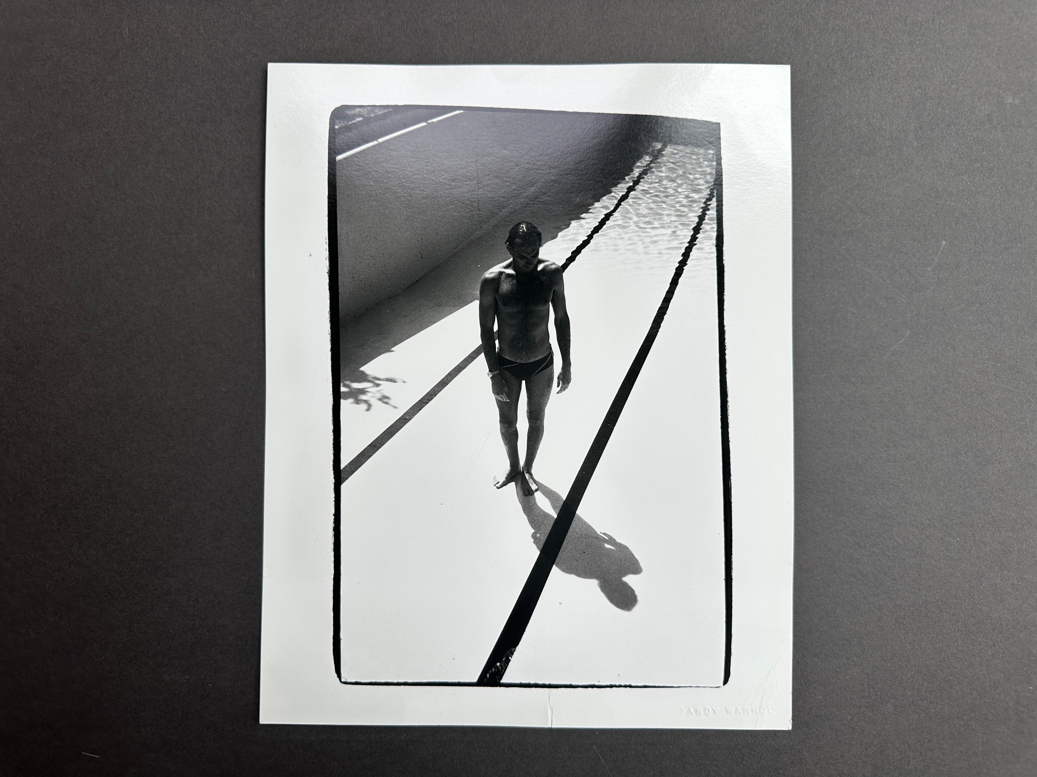 Jon Gould in Empty Pool in Palm Beach (Pop-Art), Photograph, von Andy Warhol
