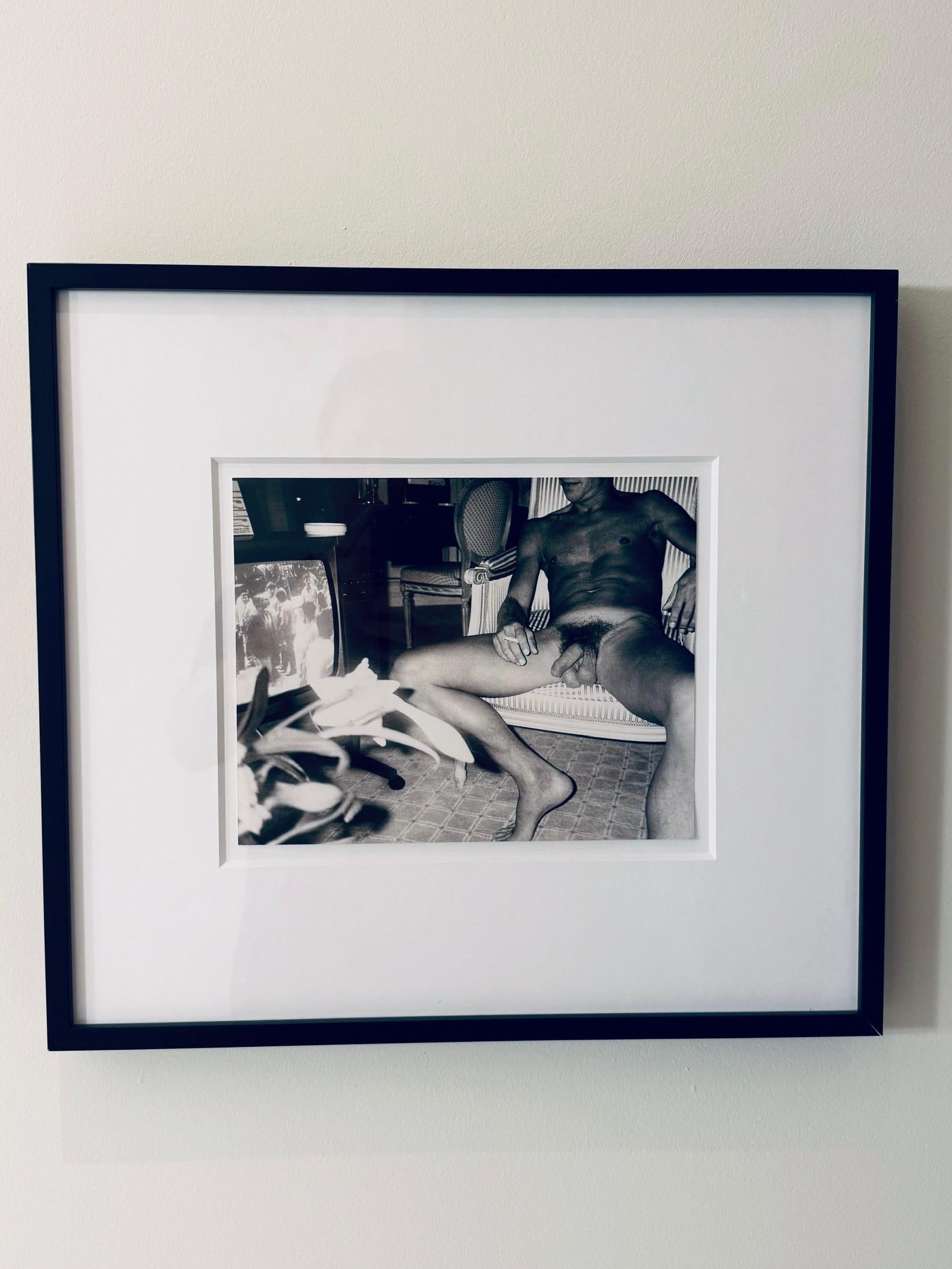 Modelo Masculino Desnudo - Photograph de Andy Warhol