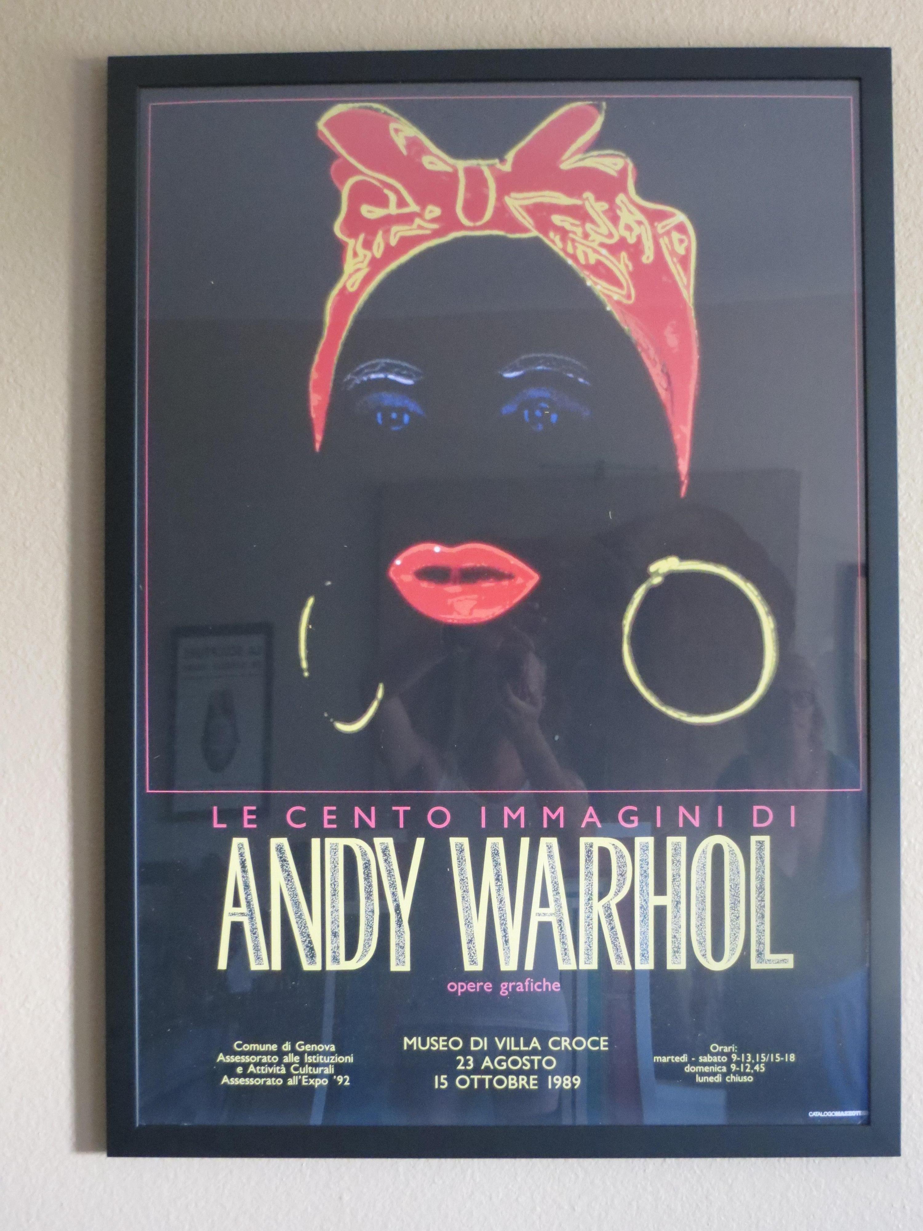 Affiche d'exposition d'Andy Warhol,  Les cent images d'Andy Warhol.
Edité par le Musée de la Villa Croce en 1989
Excellent état
La taille est encadrée 

Andy Warhol (1928-1987) est devenu un artiste majeur du mouvement Pop Art des années 1960. 
Sa