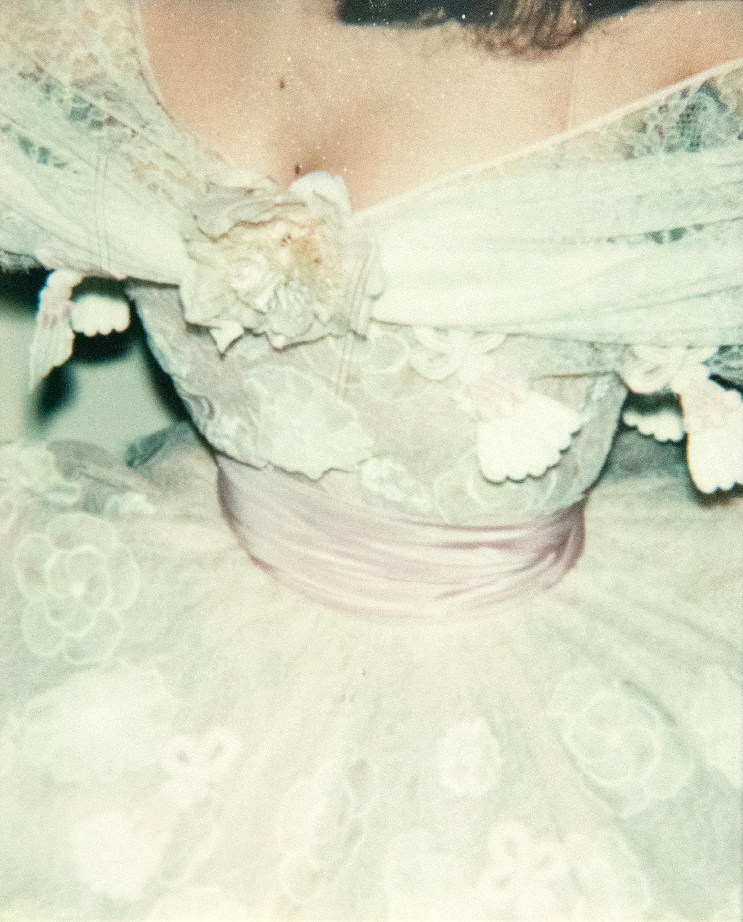 Laola Dominguin-Kleid (Pop-Art), Photograph, von Andy Warhol