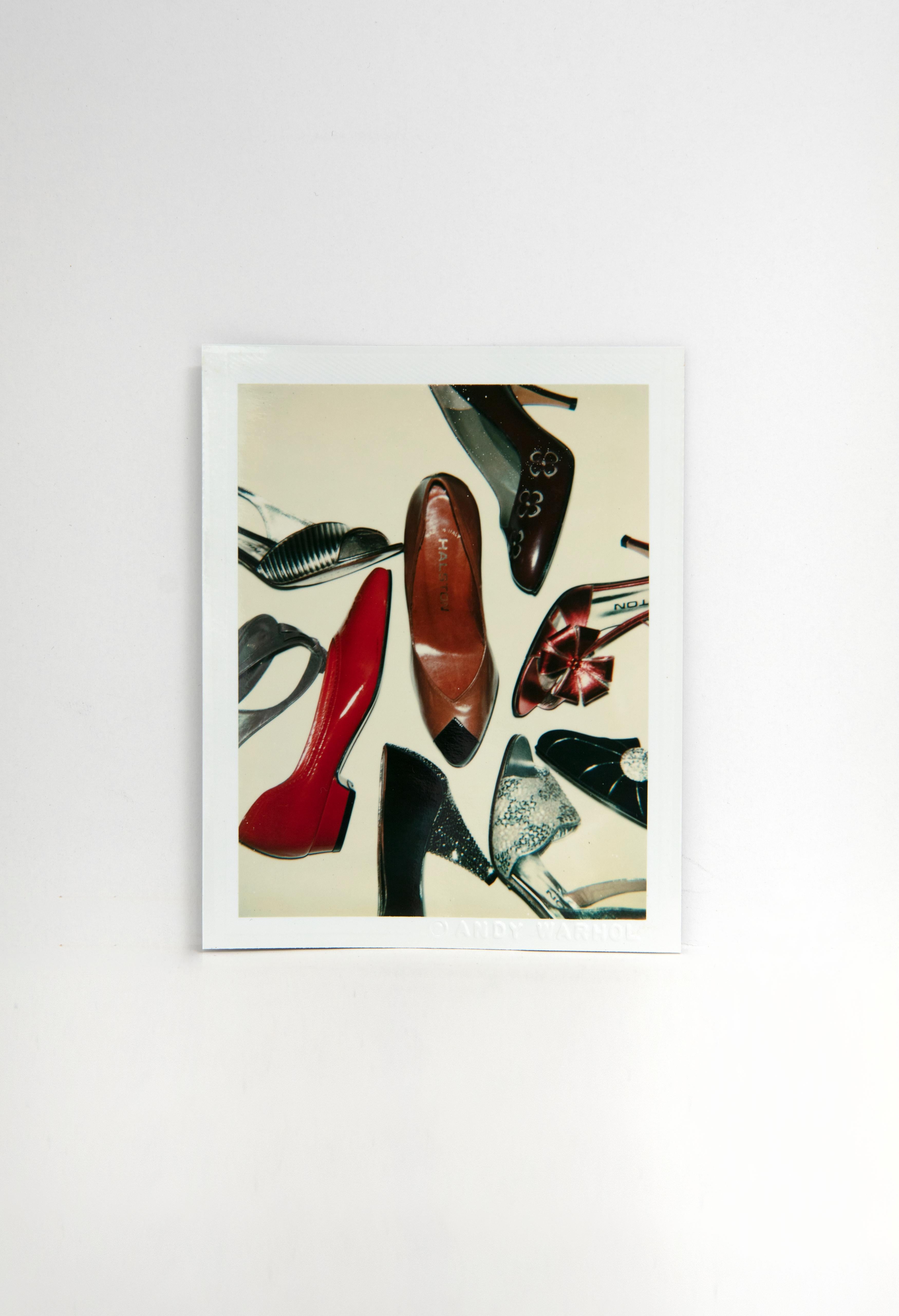 Color Photograph Andy Warhol - Chaussures