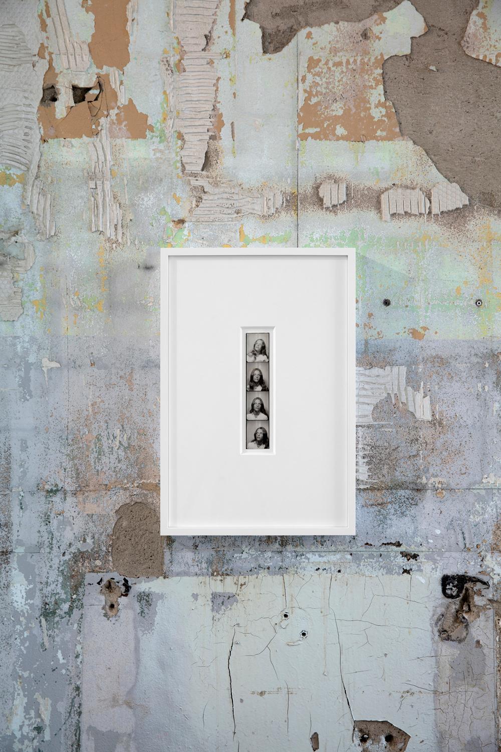 Silber-Gelatine-Fotobooth-Streifen aus vier Bildern von Sandra Brant von Andy Warhol im Angebot 1