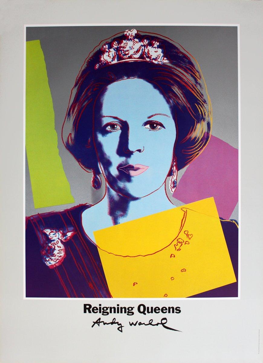 Este cartel de exposición de primera edición, diseñado por Andy Warhol para Art Expo Denmark en 1986, muestra a la reina Beatriz de su célebre carpeta Reigning Queens (Reinas reinantes). Capturando su fascinación por la cultura de los famosos y el