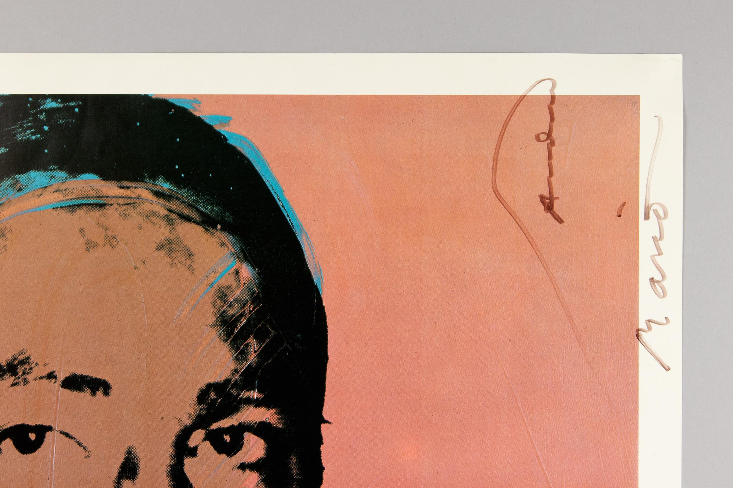 After Andy Warhol, Russel Means (Indio americano) - Póster de exposición firmado en venta 5