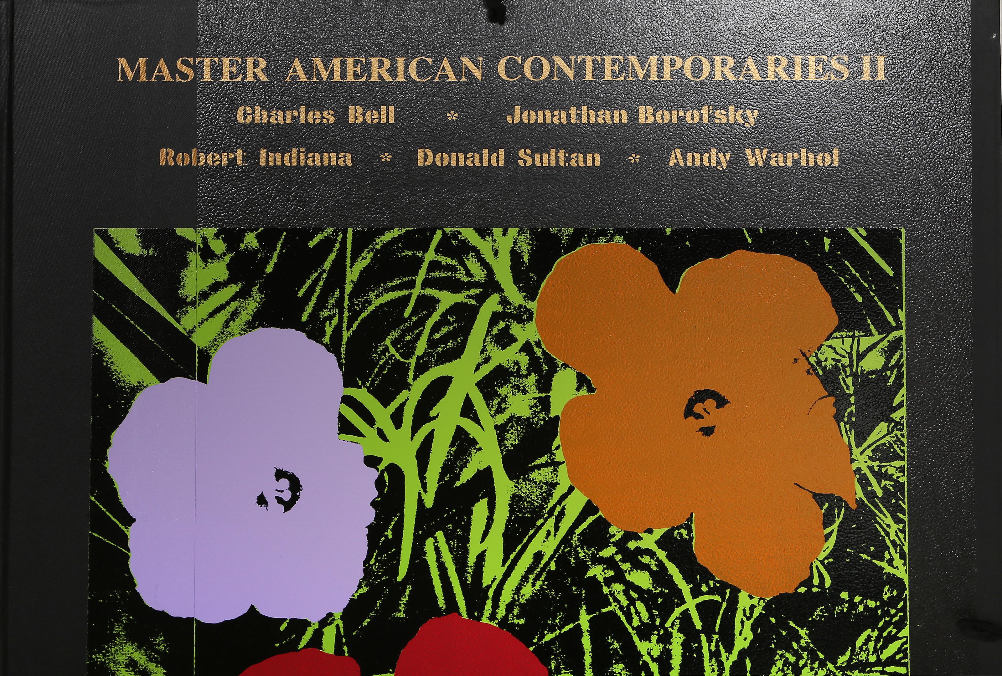 Master American Contemporaries II Cover: Fiori, la Pop Art dopo Warhol - Print di Andy Warhol