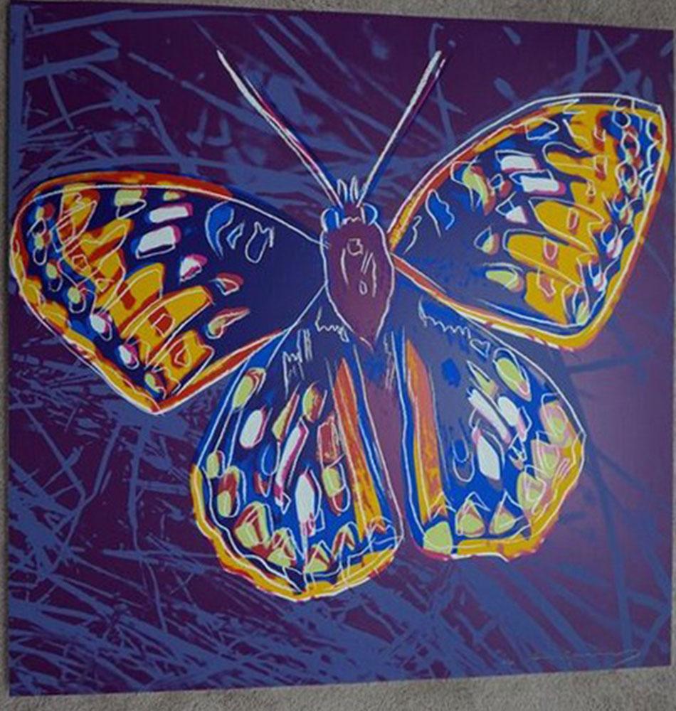 From the edition of AP. The specific edition number will only be provided to the buyer at the actual point of sale. Please message us to request this information at the point of purchase.

Andy Warhol created the San Francisco Silverspot as one of