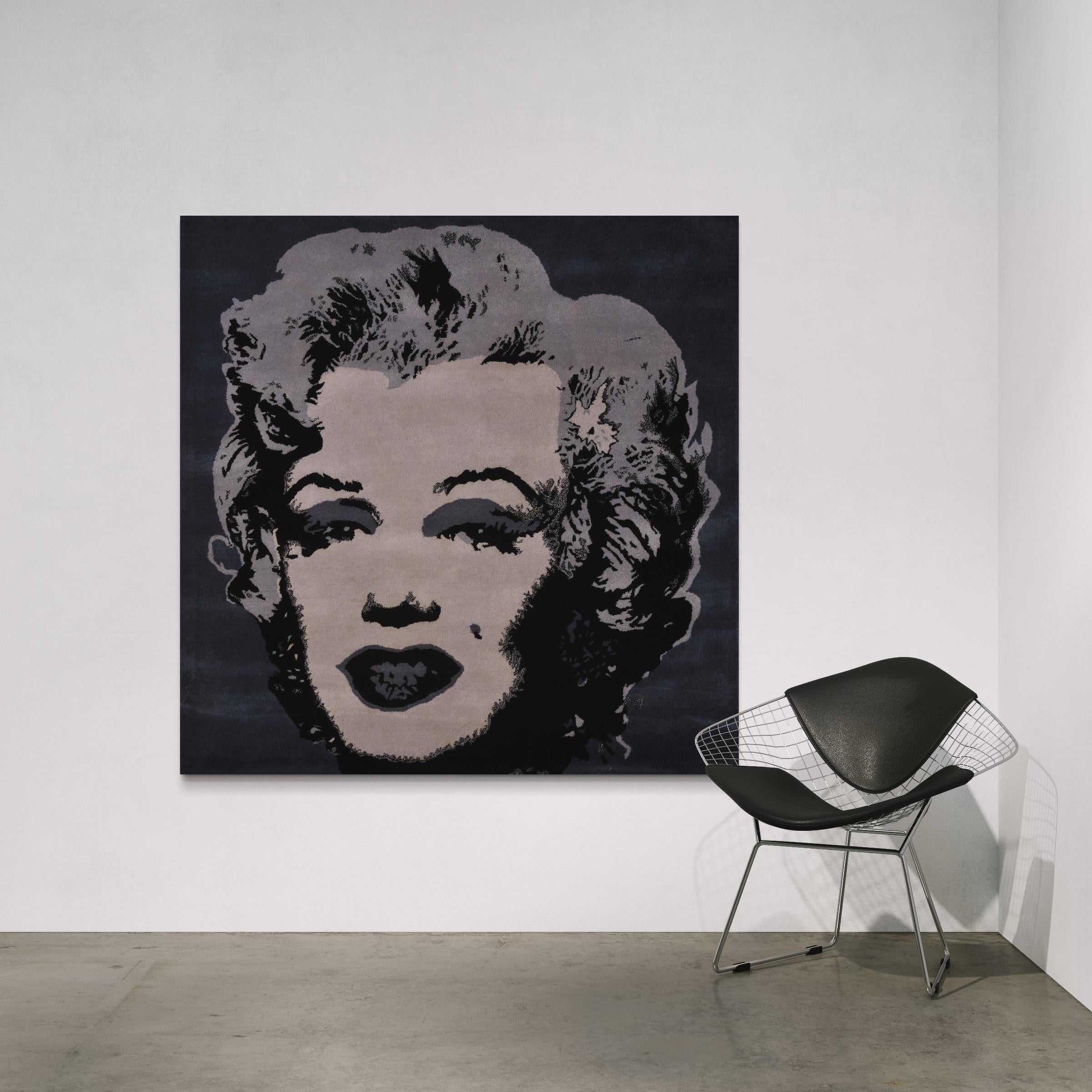 Silberne Silber Marilyn, Andy Warhol, 1990er Jahre, Handgefertigter Teppich, Pop Art  im Angebot 6