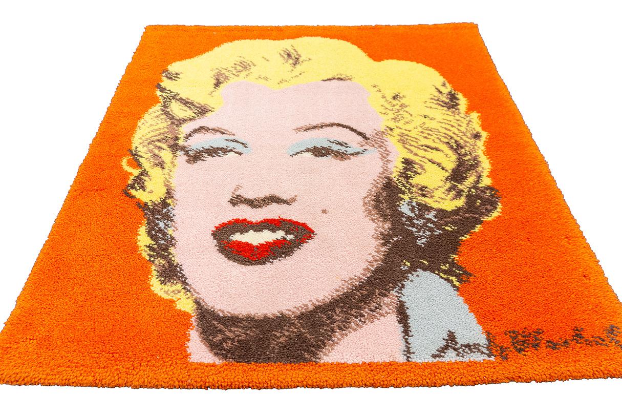 Andy Warhol Rug Marilyn Monroe Design In Good Condition For Sale In Ferrara, IT