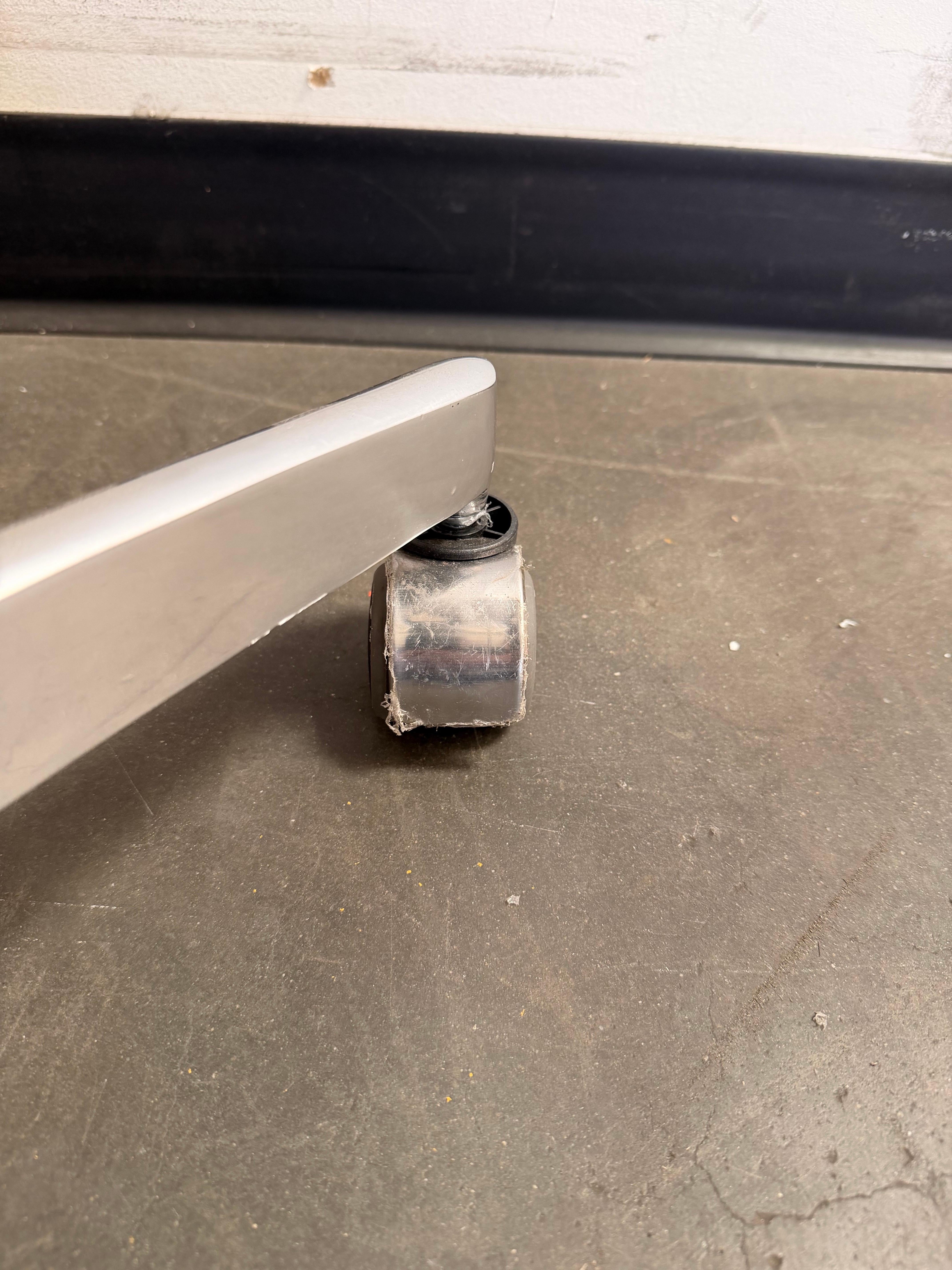 Sillón de oficina años 60 Anelpor Ricardo Fasanello en venta 6