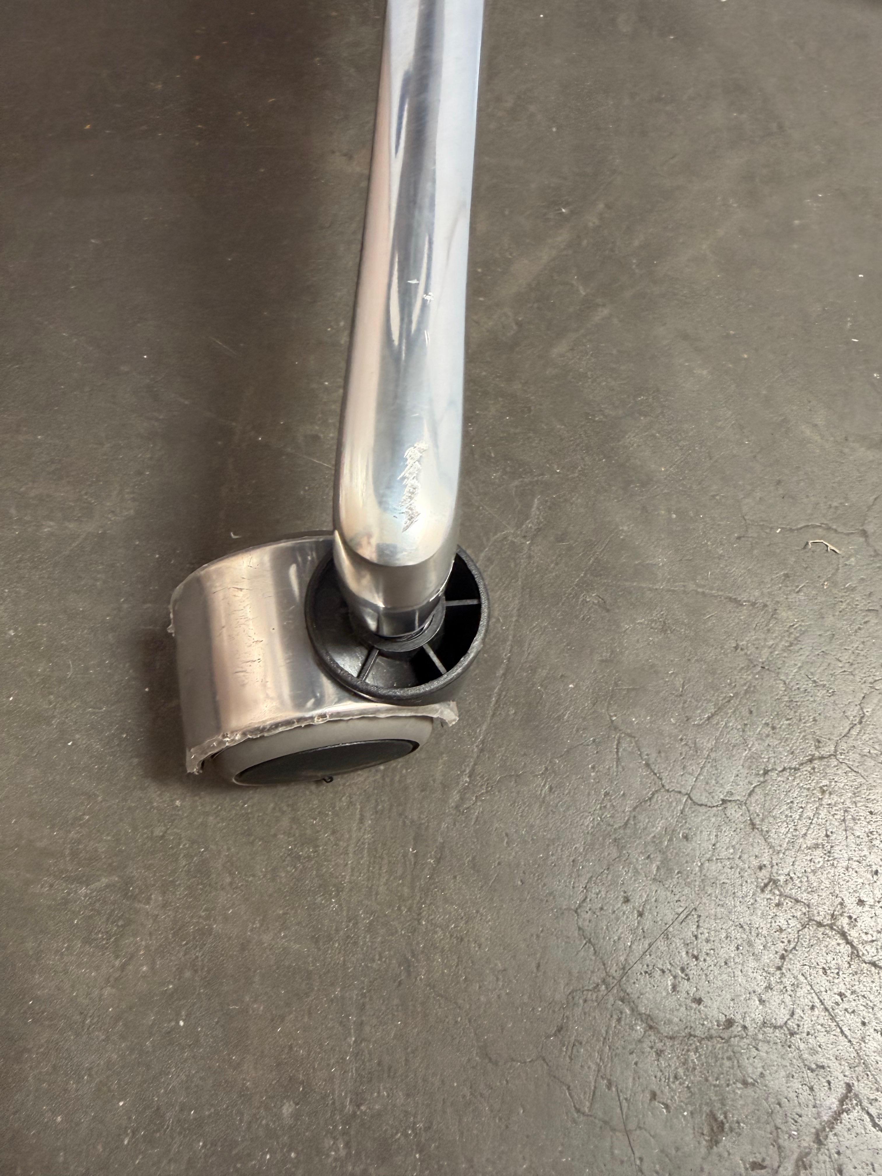 Sillón de oficina años 60 Anelpor Ricardo Fasanello en venta 9