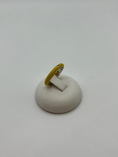 Bague en argent 925 avec émail jaune et diamant blanc naturel