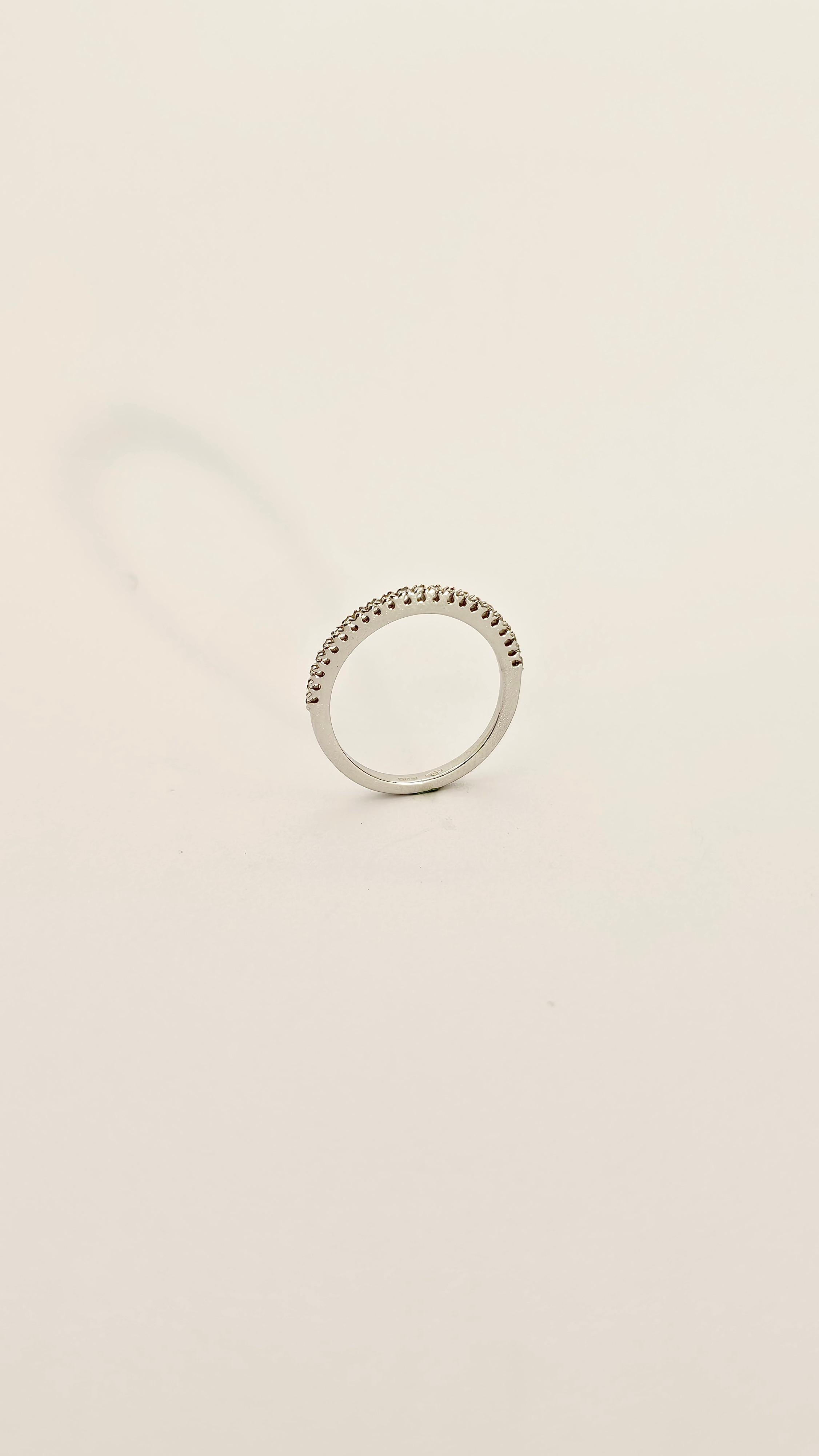 White Gold and Diamond Band Ring In New Condition For Sale In Cattolica, IT