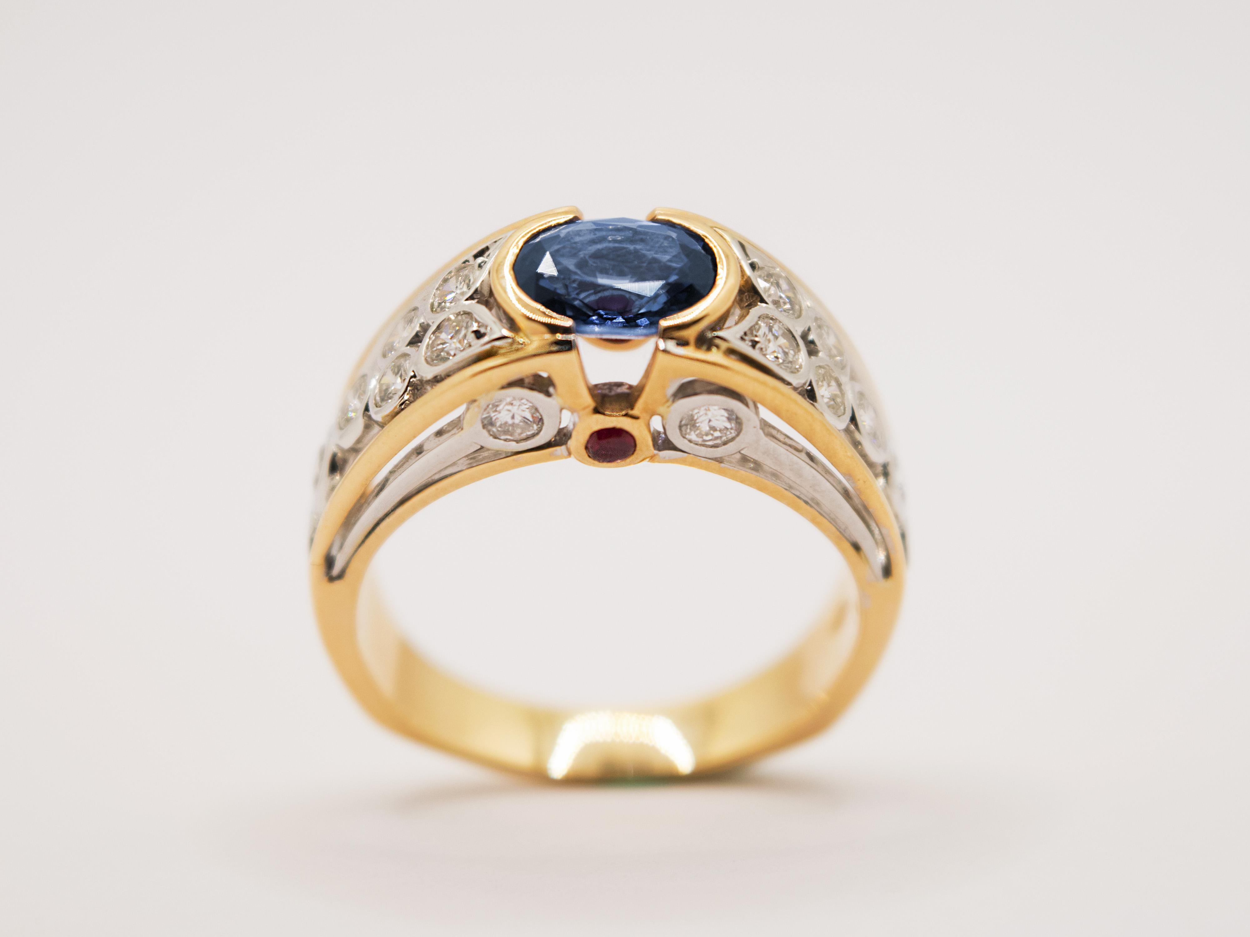 Contemporary 18 Kt Rose and White Gold Band Ring , Diamonds and Oval Sapphire Sapphire For Sale