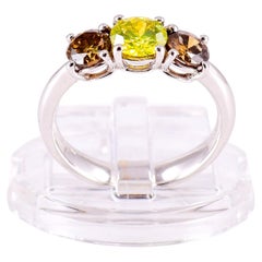Anello trilogy a fedina in oro con Diamanti verdi e Diamanti marroni