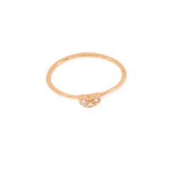 Herzförmiger Ring aus 9K Roségold mit Diamanten