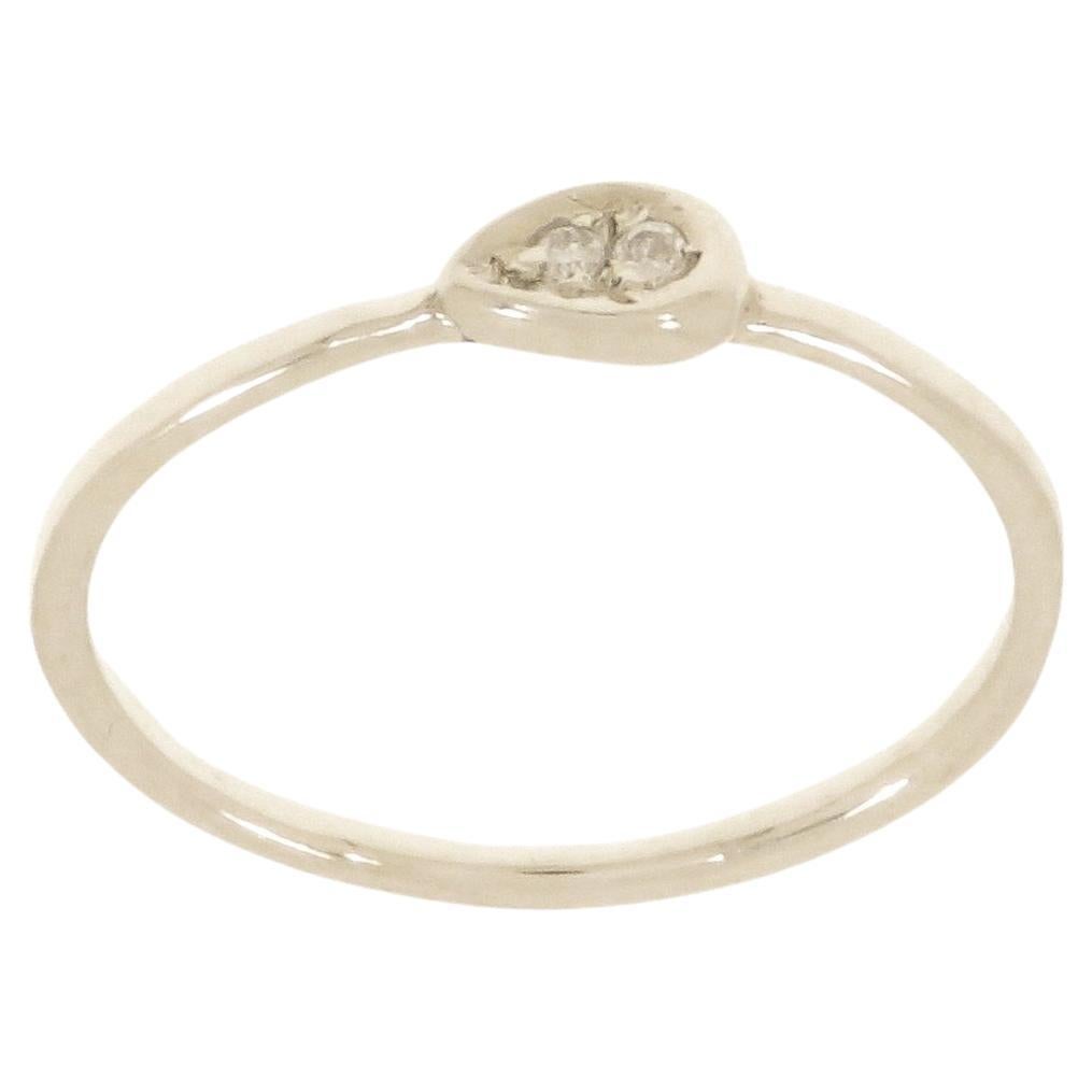 Anello a forma goccia in oro bianco 9k con diamanti