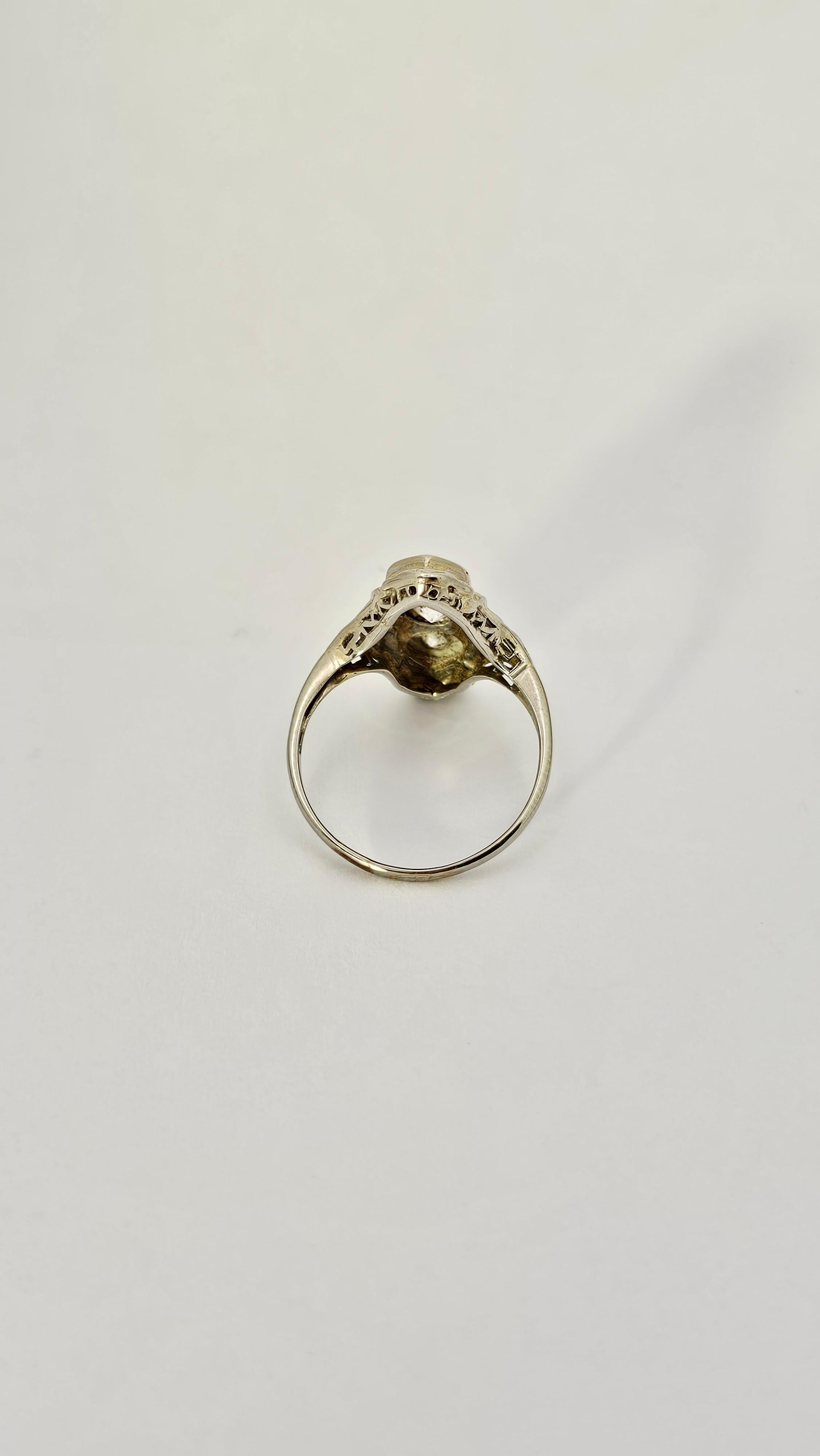 Women's or Men's Art Deco Ring in White Gold and Diamonds For Sale