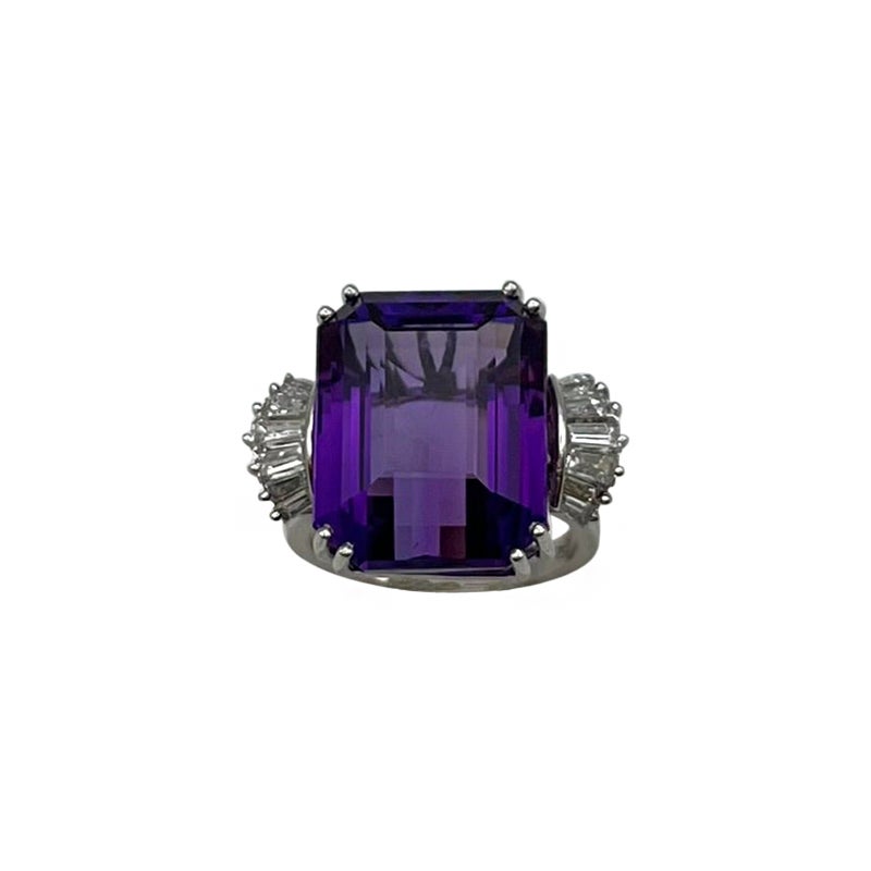 Bague en or blanc 18 carats faite à la main avec améthyste et diamants blancs