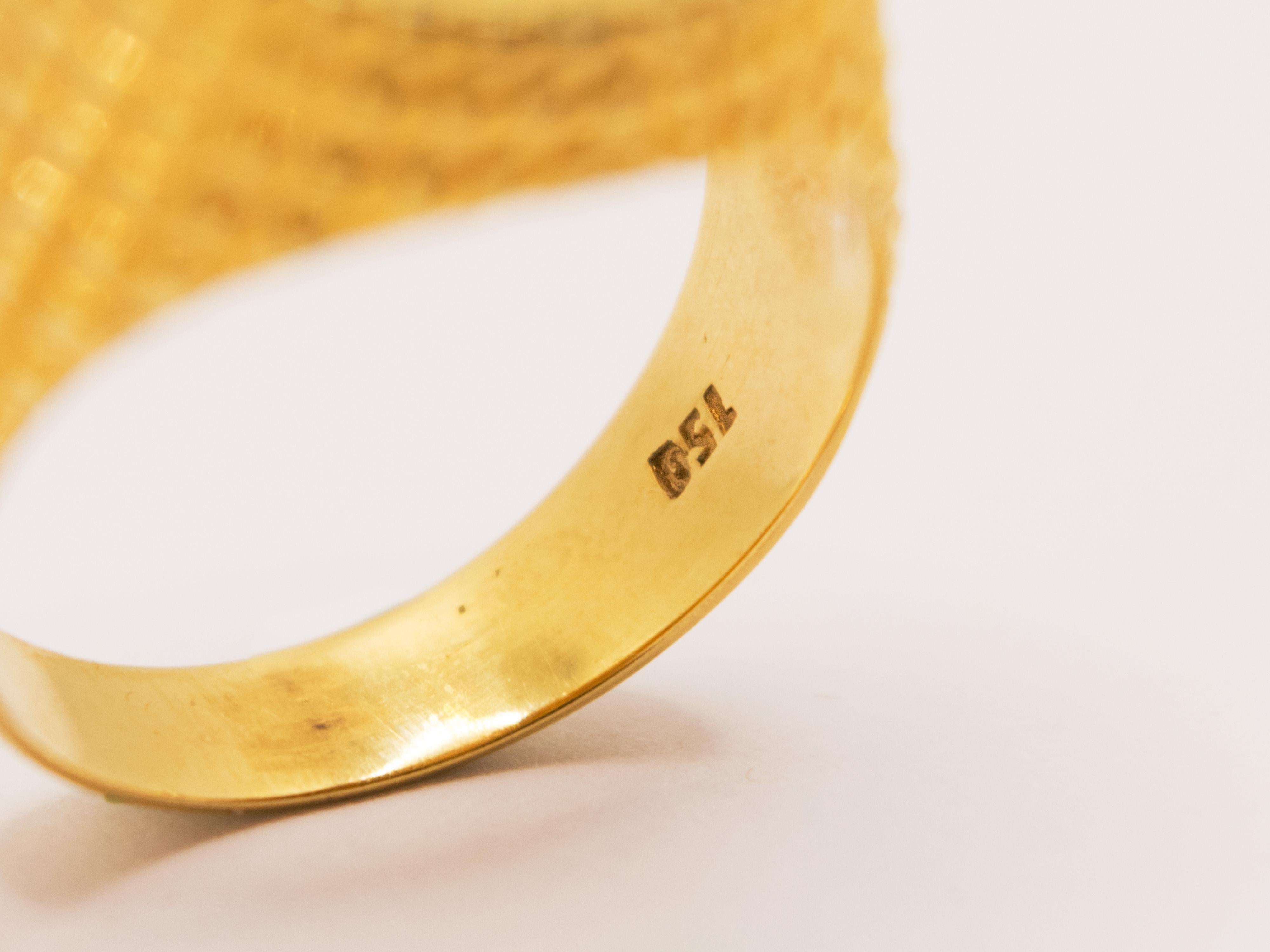 Chevalier Ring aus 18 Kt Gold und Münze  (Moderne) im Angebot