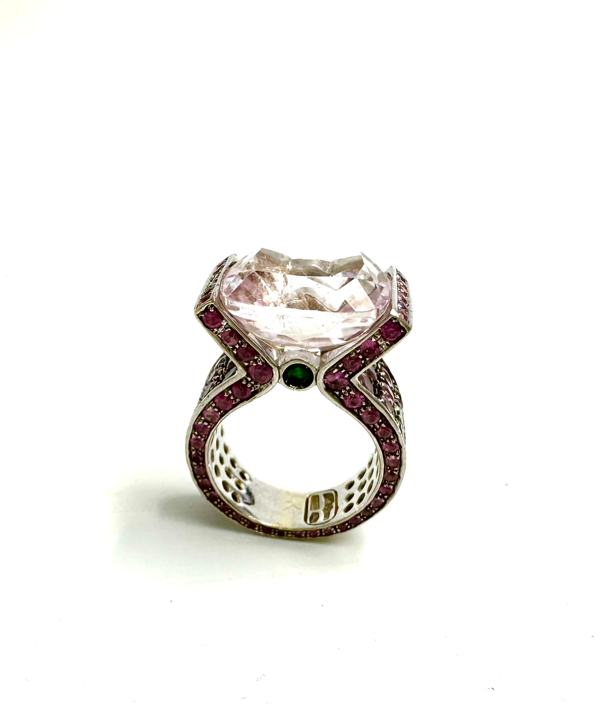 Cushion Cut Cocktail ring with kunzite and tsavorites, by Paolo Piovan For Sale