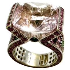 Vintage Cocktail ring with kunzite and tsavorites, by Paolo Piovan
