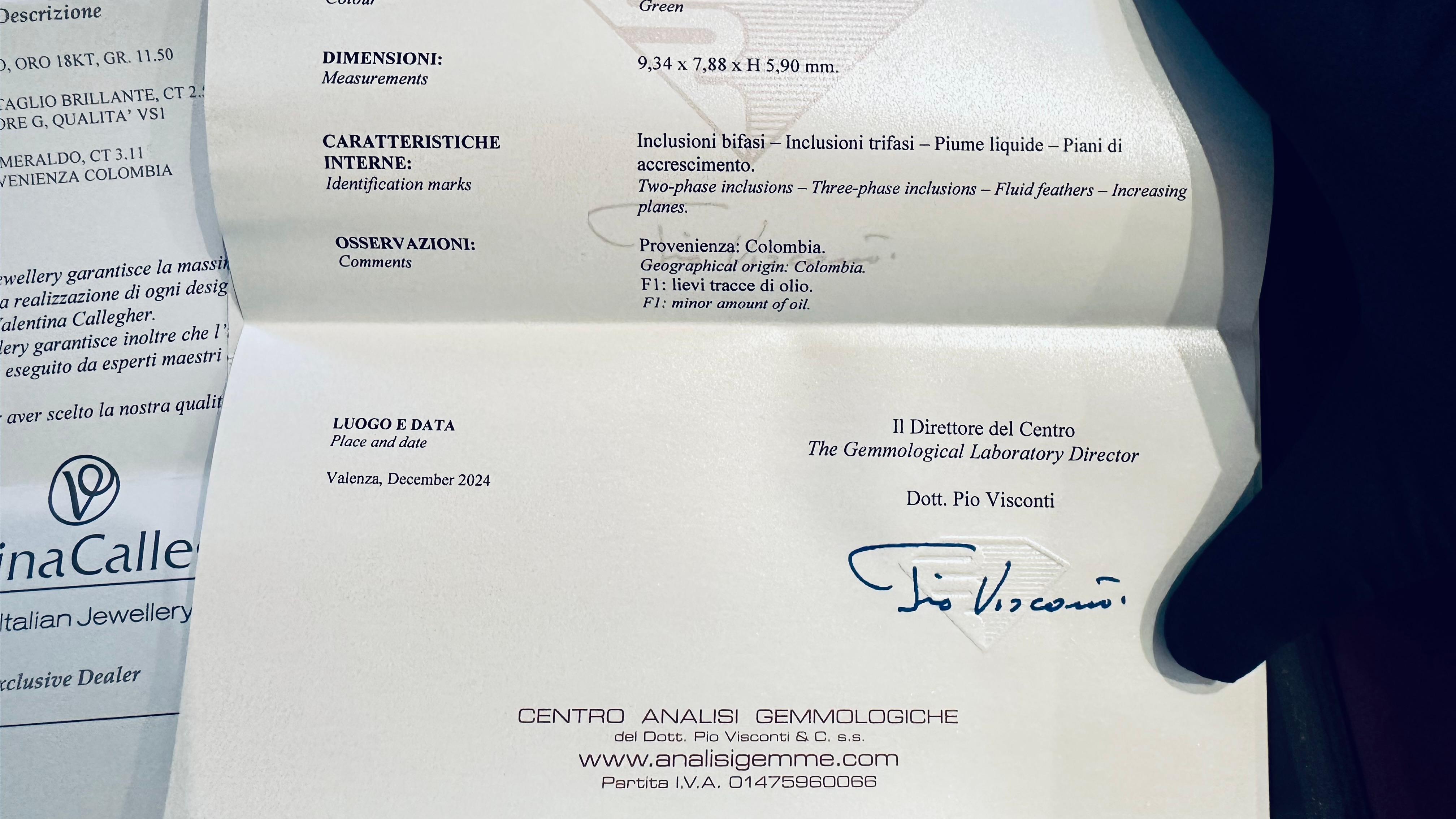 Anello Cocktail Smeraldo Colombiano e Diamanti L’Artigianato Italiano di Lusso in vendita 4