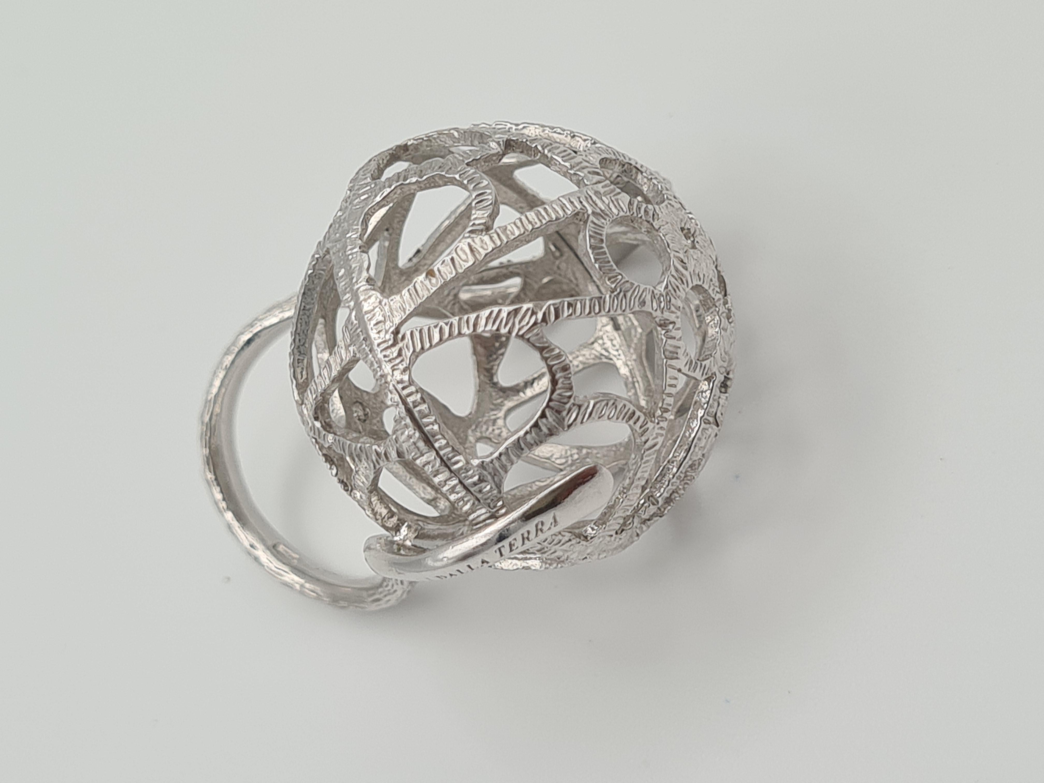 Anello collezione Disco Traforato preistorico In New Condition For Sale In San Salvatore Monferrato, IT