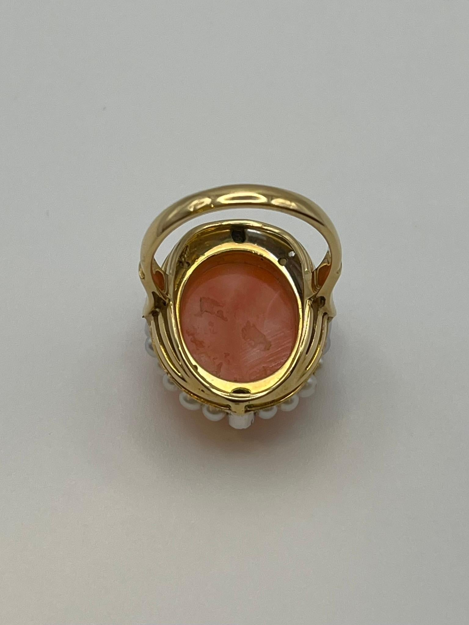 Anello con corallo giapponese e perle akoya In condizioni Nuovo in vendita a Abano Terme, IT