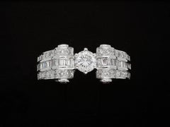 Solitaire Diamond Ring ct 0.35 and Baguette Diamond ct 0.54 in 18kt Gold