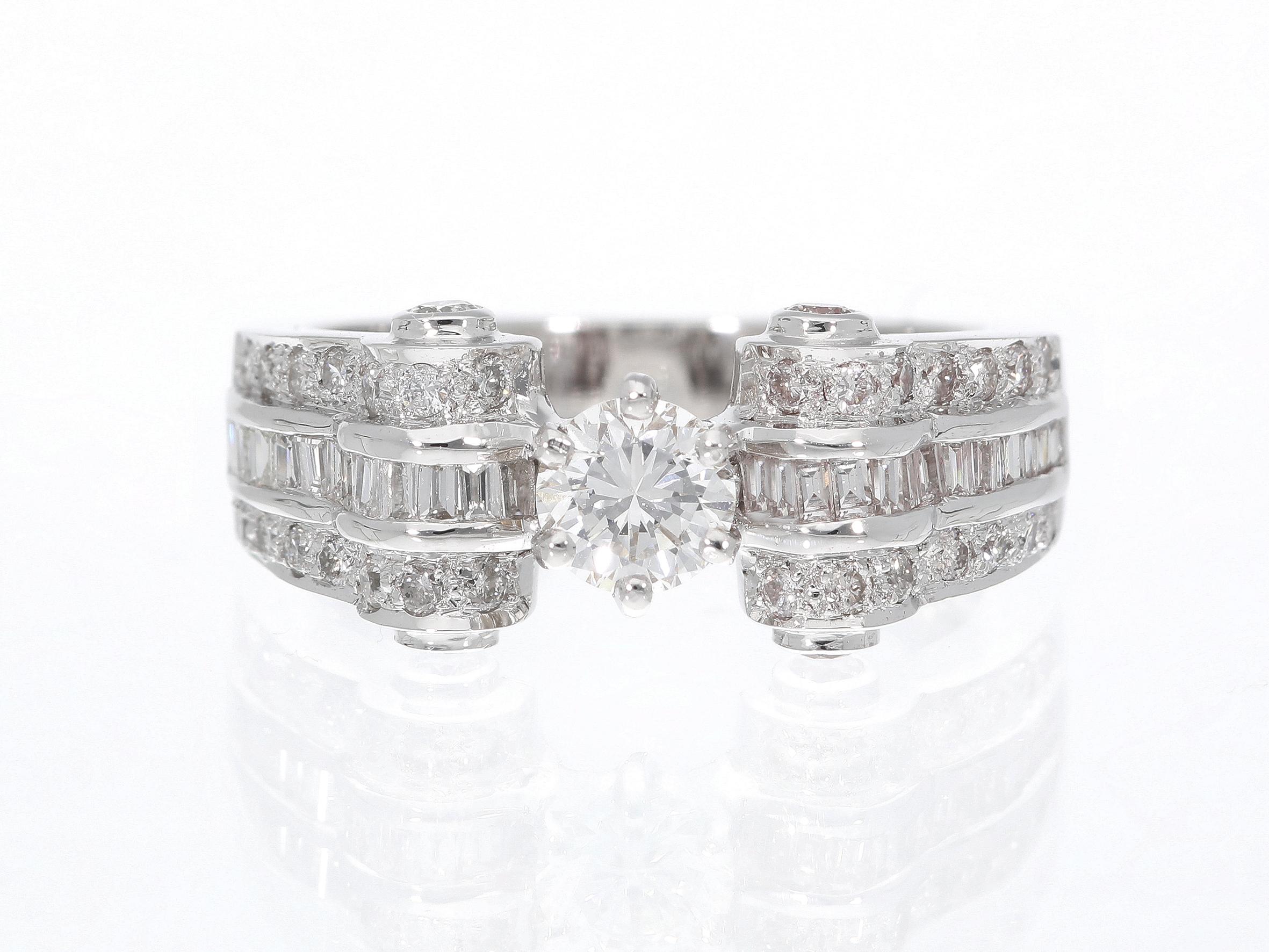 Brilliant Cut Solitaire Diamond Ring ct 0.35 and Baguette Diamond ct 0.54 in 18kt Gold For Sale