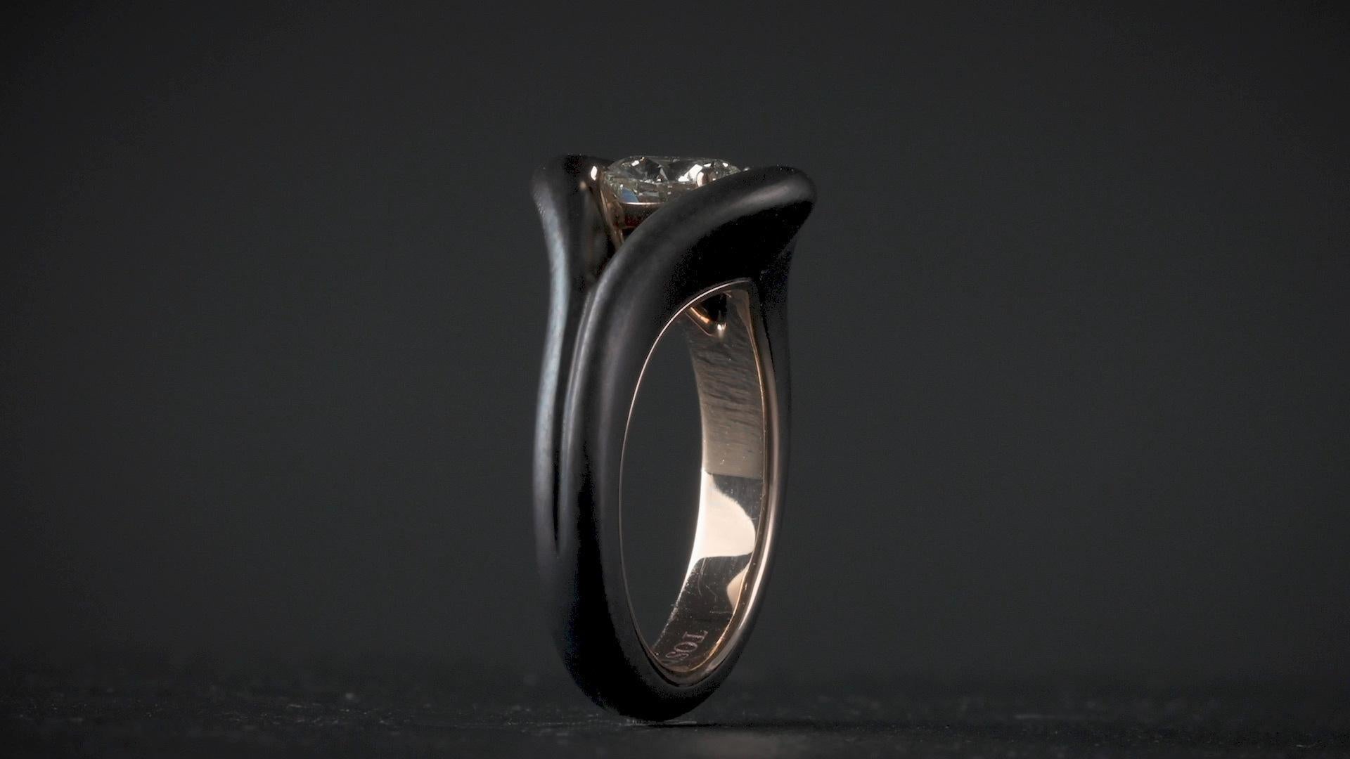 Bague en fer et or certifiée GIA avec un diamant de 1,25 carat en vente 2