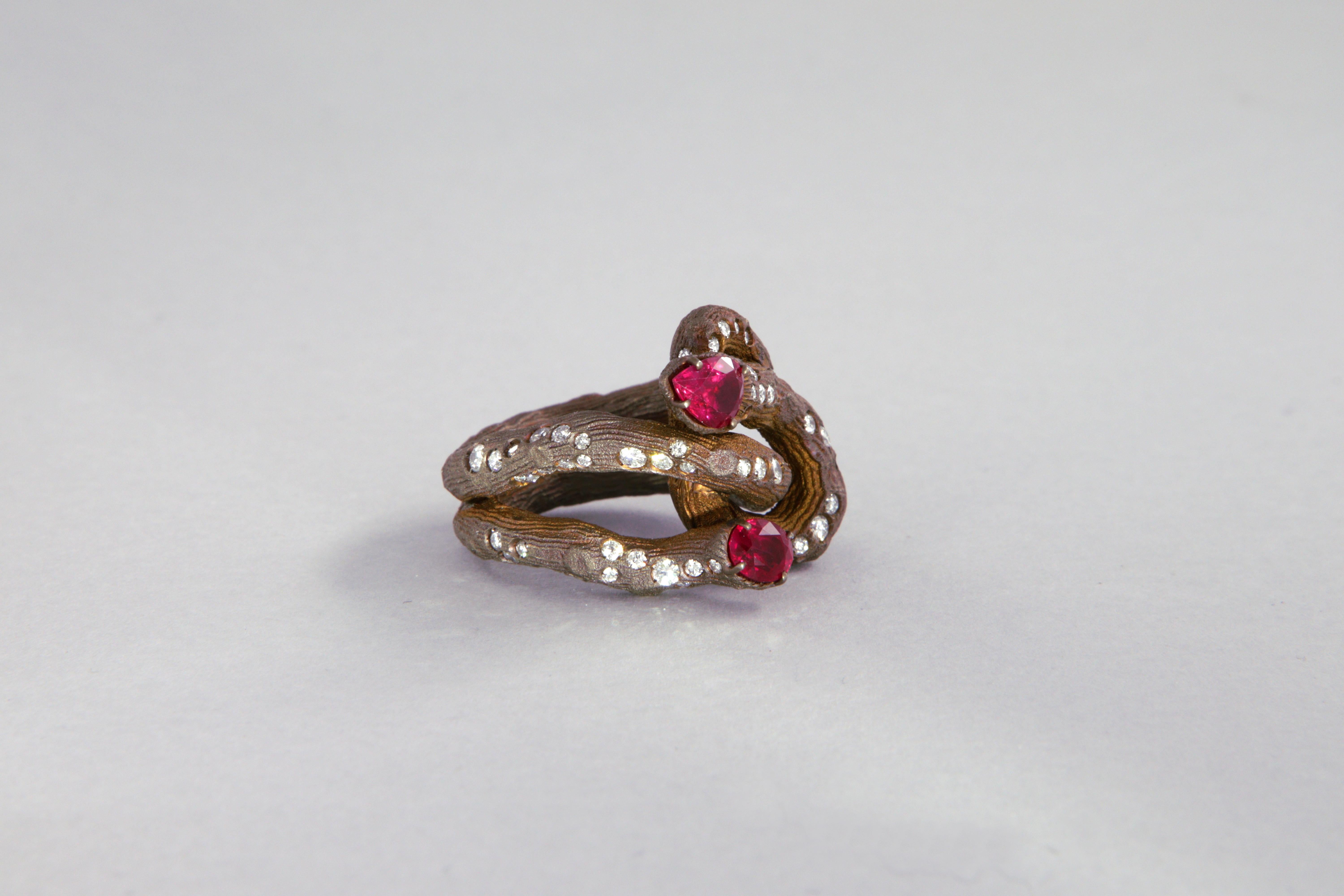 Contemporary grape shoot ring with diamonds and rubies in titanium For Sale 10