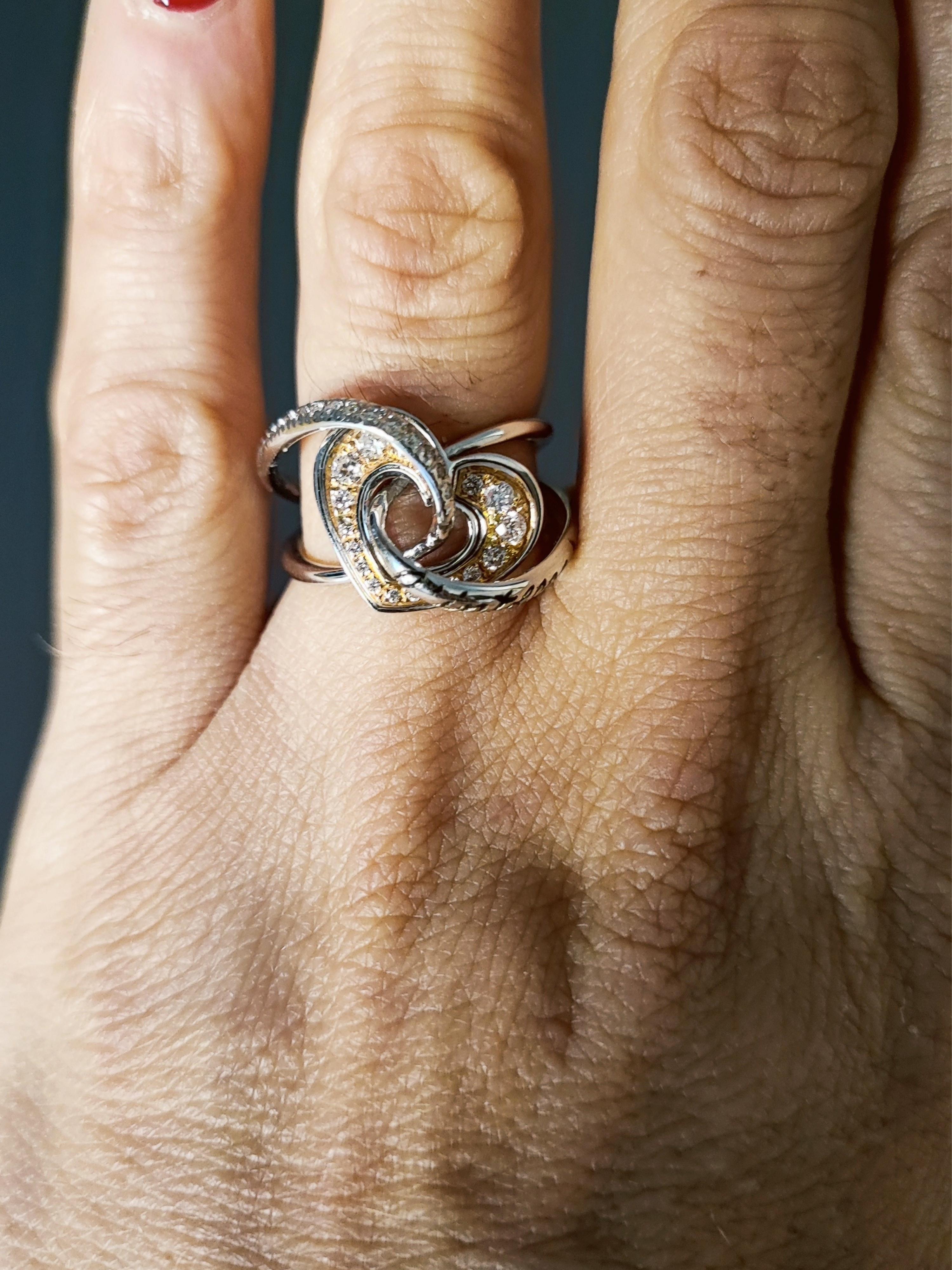 Heart Ring 18Kt Gold and White Diamonds For Sale 8