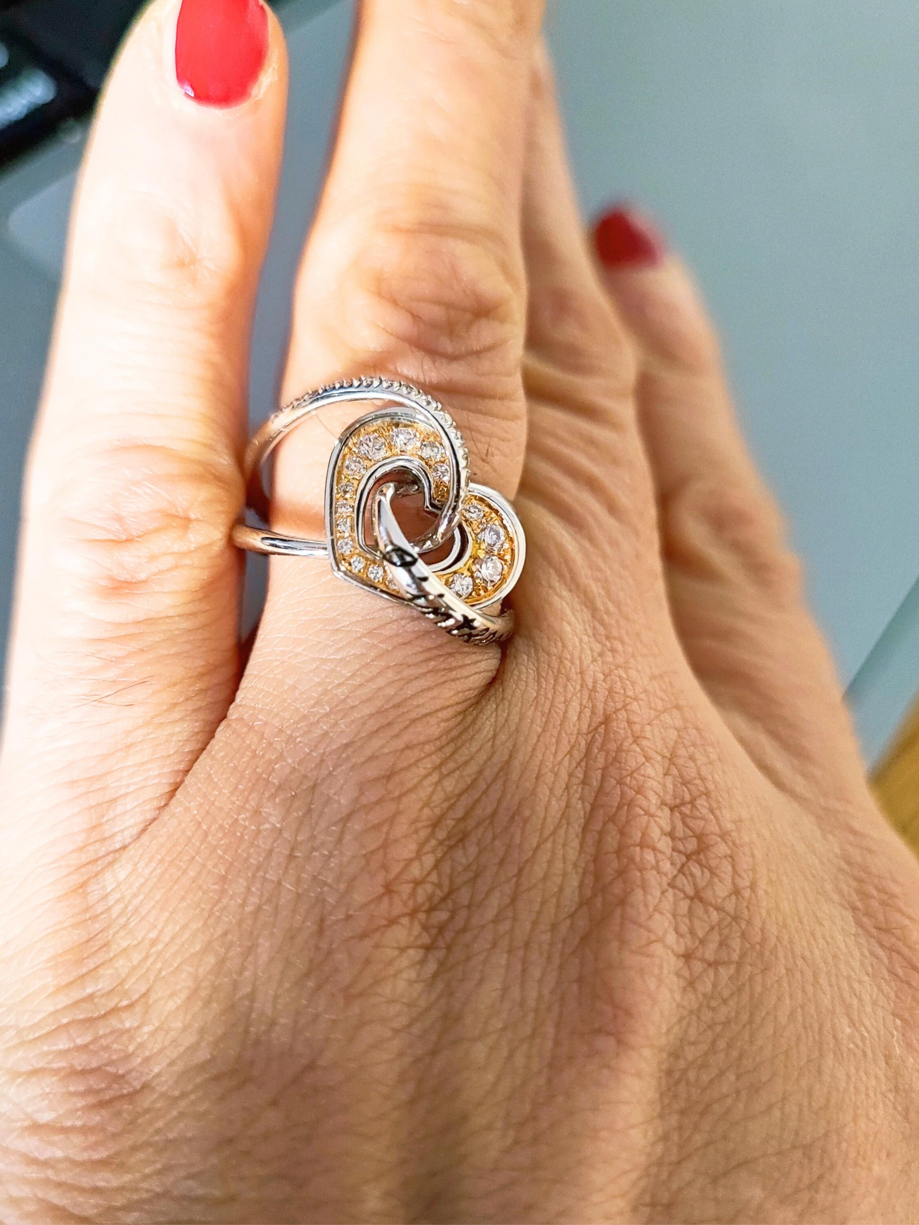 Heart Ring 18Kt Gold and White Diamonds For Sale 10