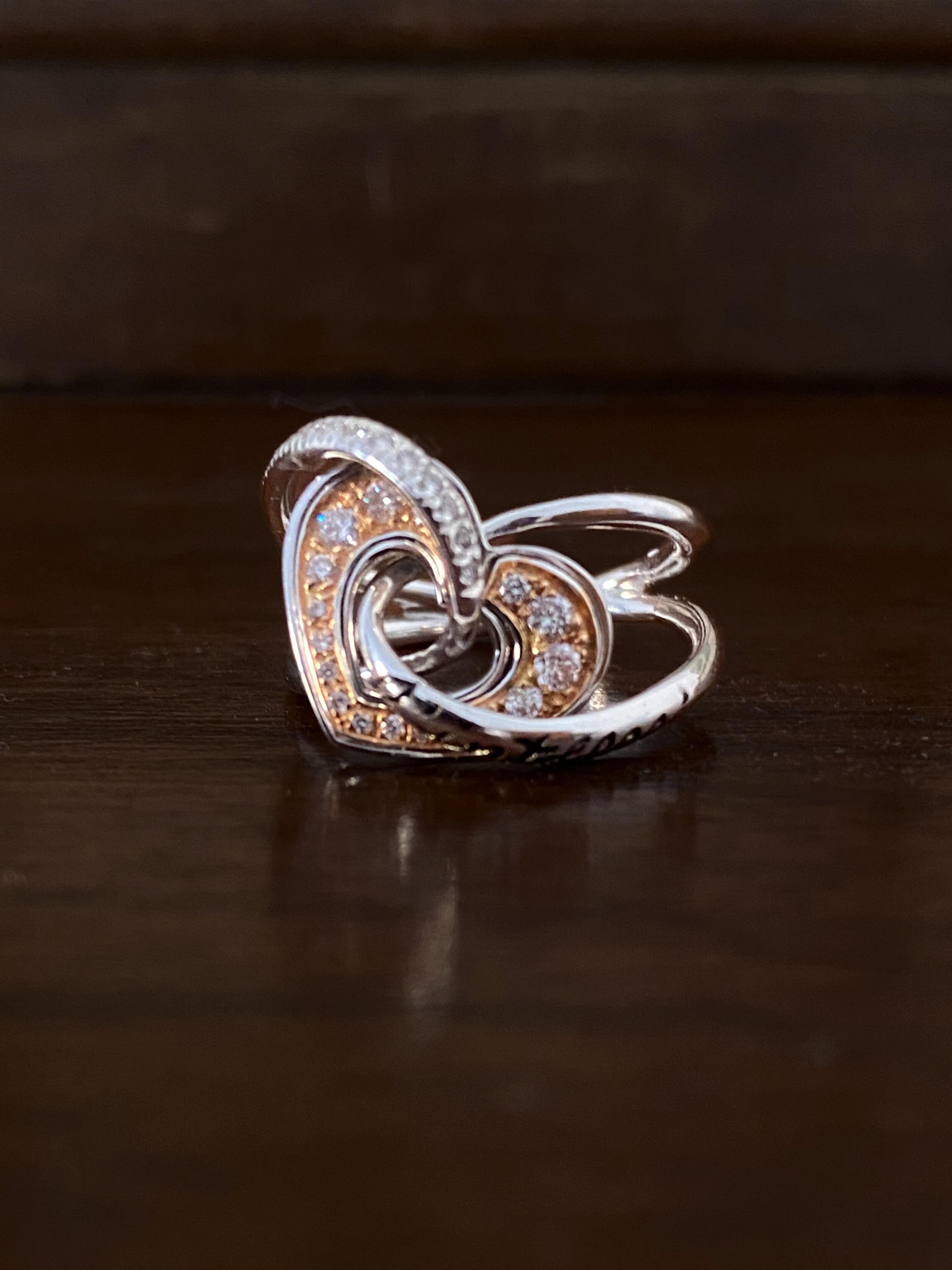 Heart Ring 18Kt Gold and White Diamonds For Sale 2