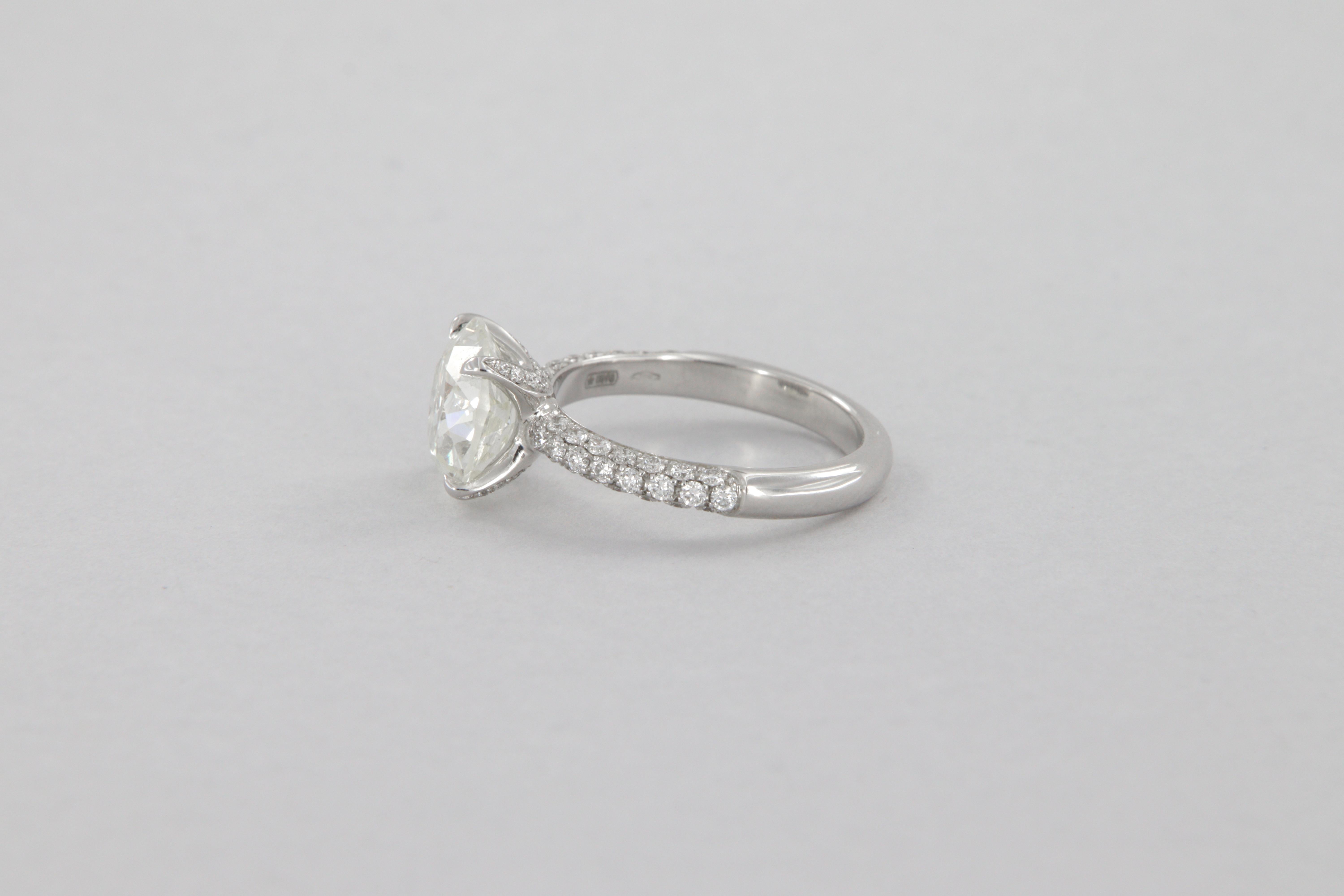 Old European Cut Engagement ring with 3.07-carat antique-cut diamond GIA For Sale