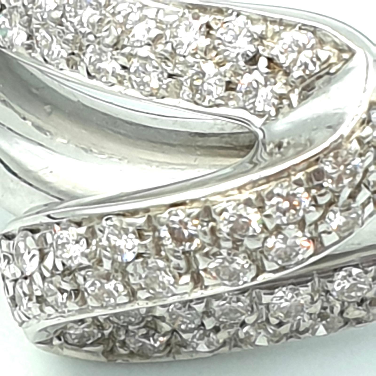 Round Cut Damiani band ring paved with 0.60-carat diamonds VVS1/F For Sale
