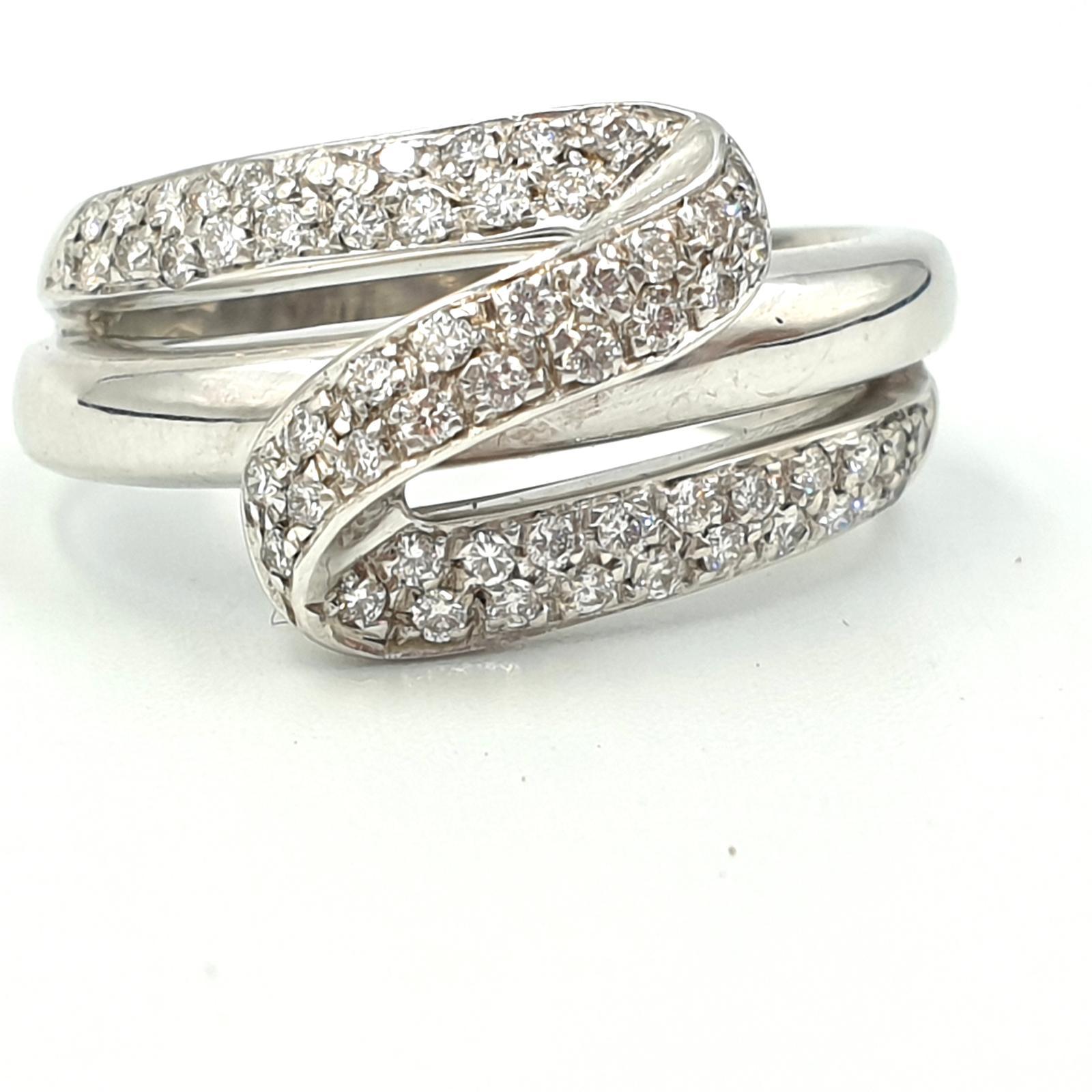 Damiani band ring paved with 0.60-carat diamonds VVS1/F In Excellent Condition For Sale In Terni, IT