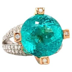 Anello di Tormalina Paraiba con Pavé di Paraiba Brasiliana e Diamanti, 24.23 CT