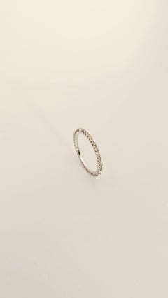 Eternelle Ring aus Weißgold und Diamanten